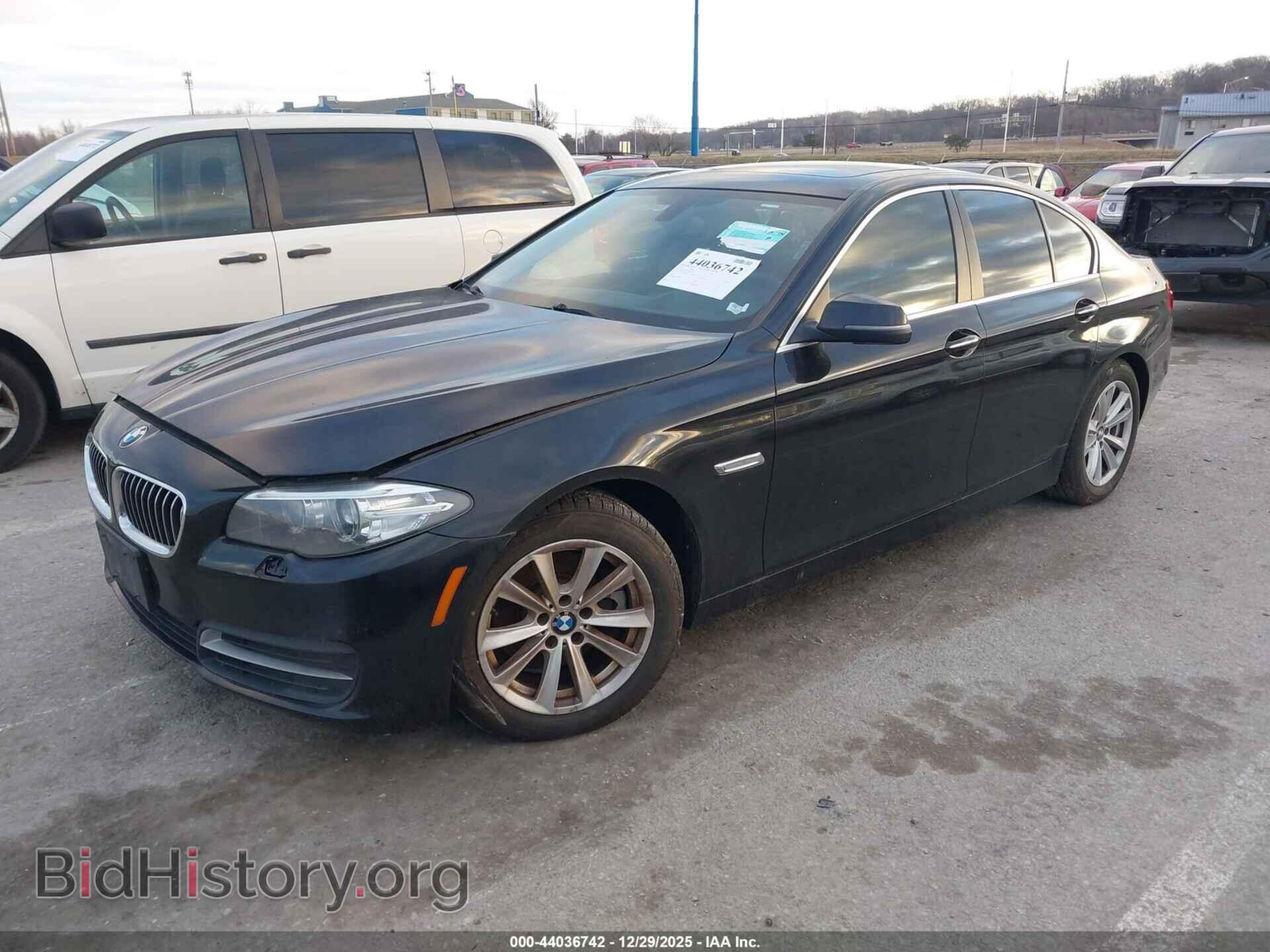 2014 BMW 528I - VIN: WBA5A7C51ED614734 - Фото 2