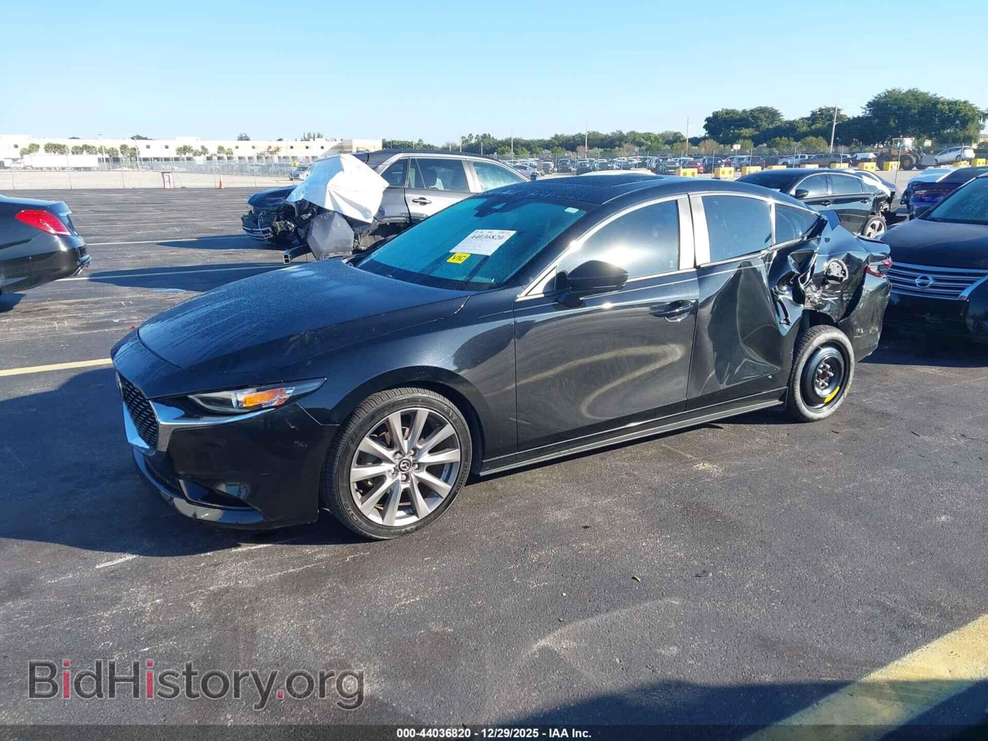 2021 MAZDA MAZDA3 - VIN: JM1BPACL8M1308226 - Фото 2