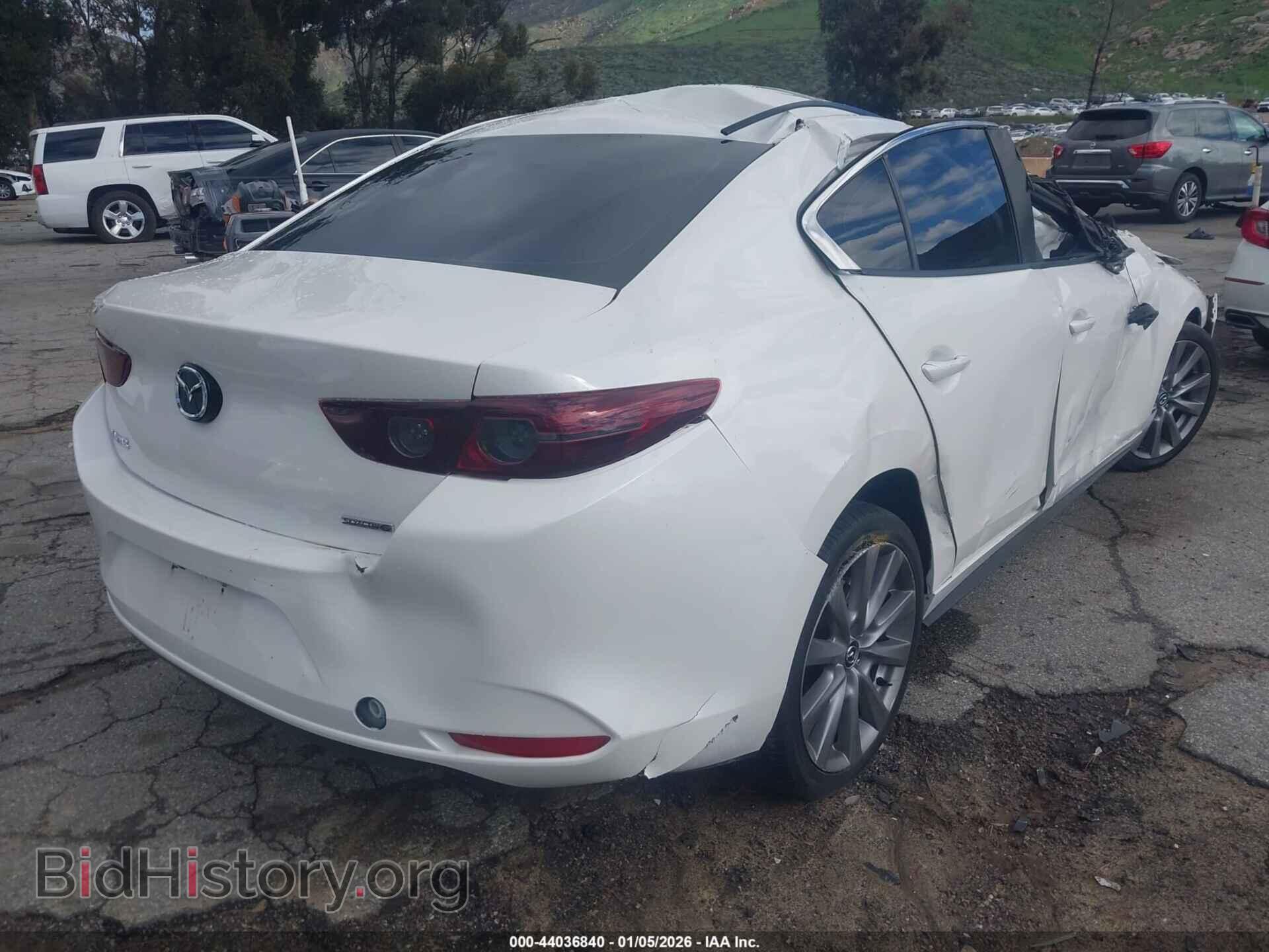 2021 MAZDA MAZDA3 - VIN: JM1BPACL2M1327547 - Фото 4