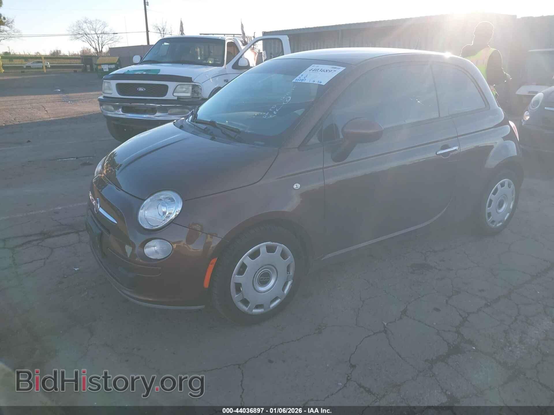 2013 FIAT 500 - VIN: 3C3CFFARXDT743256 - Фото 2