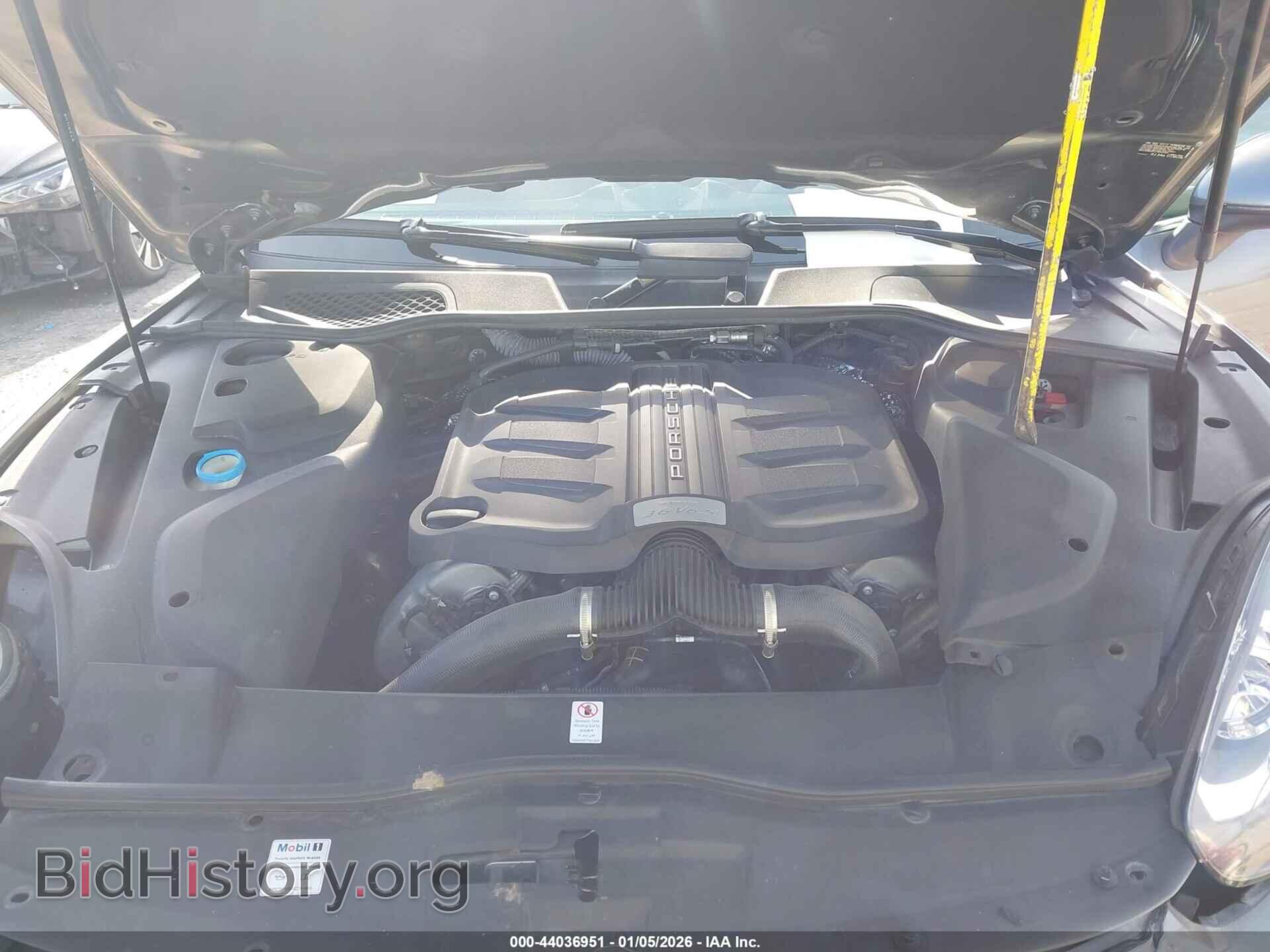 2018 PORSCHE CAYENNE - VIN: WP1AB2A26JLA60101 - Фото 10