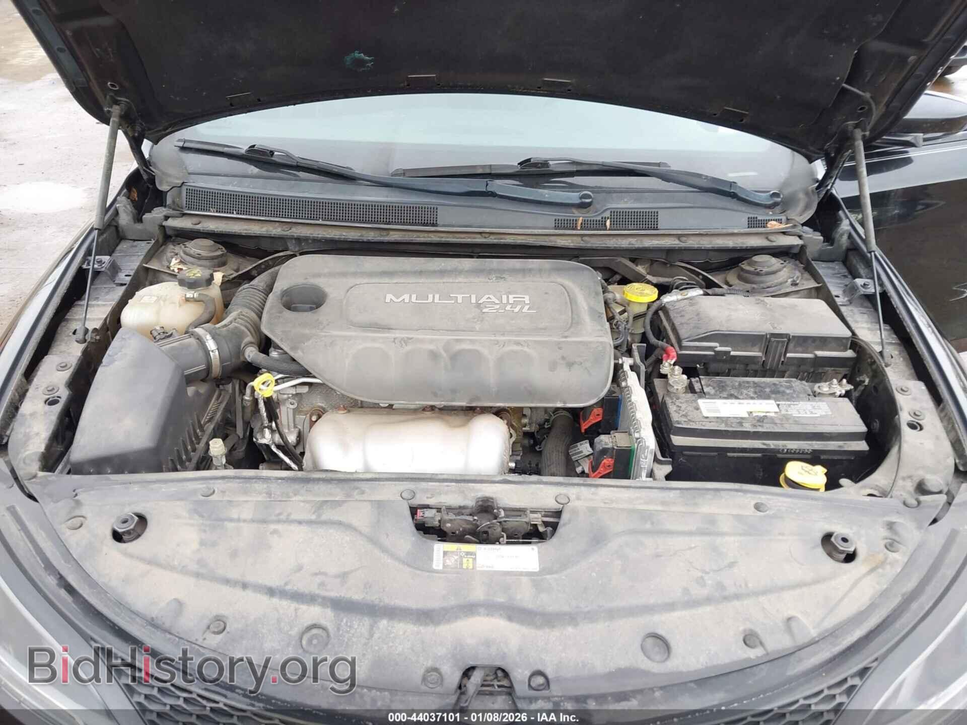 2015 CHRYSLER 200 - VIN: 1C3CCCBB2FN614603 - Фото 10