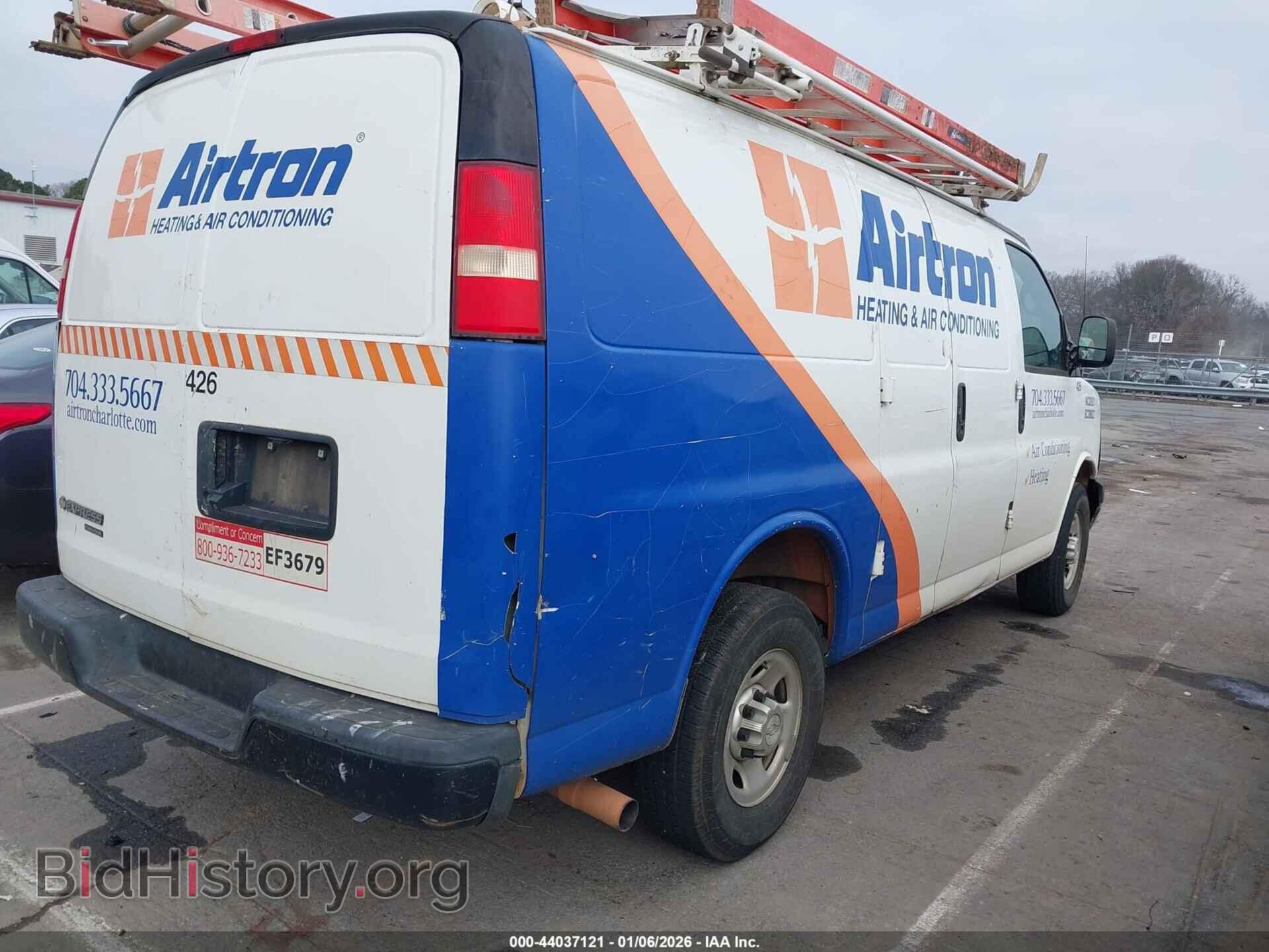 2014 CHEVROLET EXPRESS 2500 - VIN: 1GCWGFBA4E1209841 - Фото 4