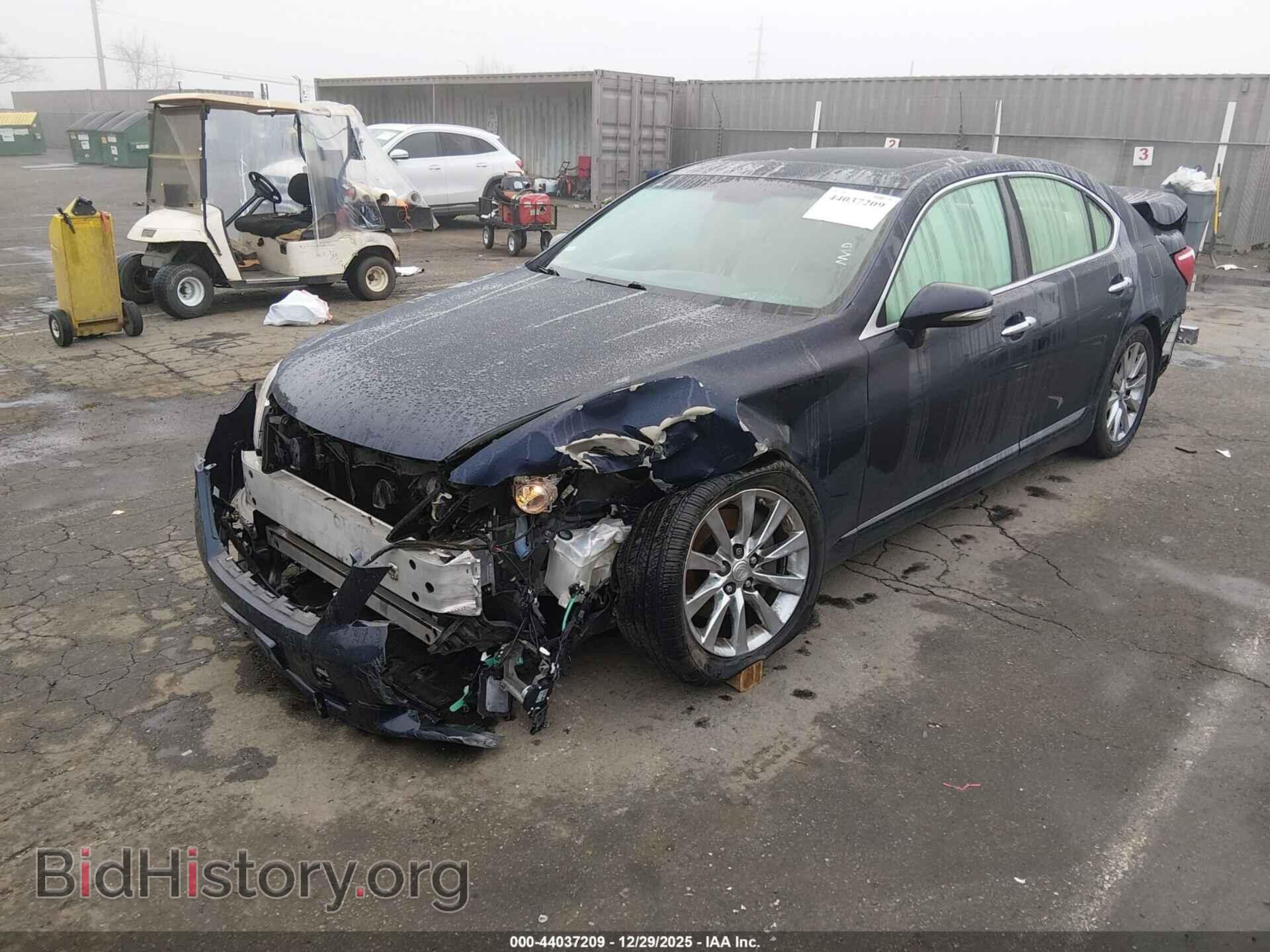 2012 LEXUS LS 460 - VIN: JTHBL5EFXC5111722 - Фото 2