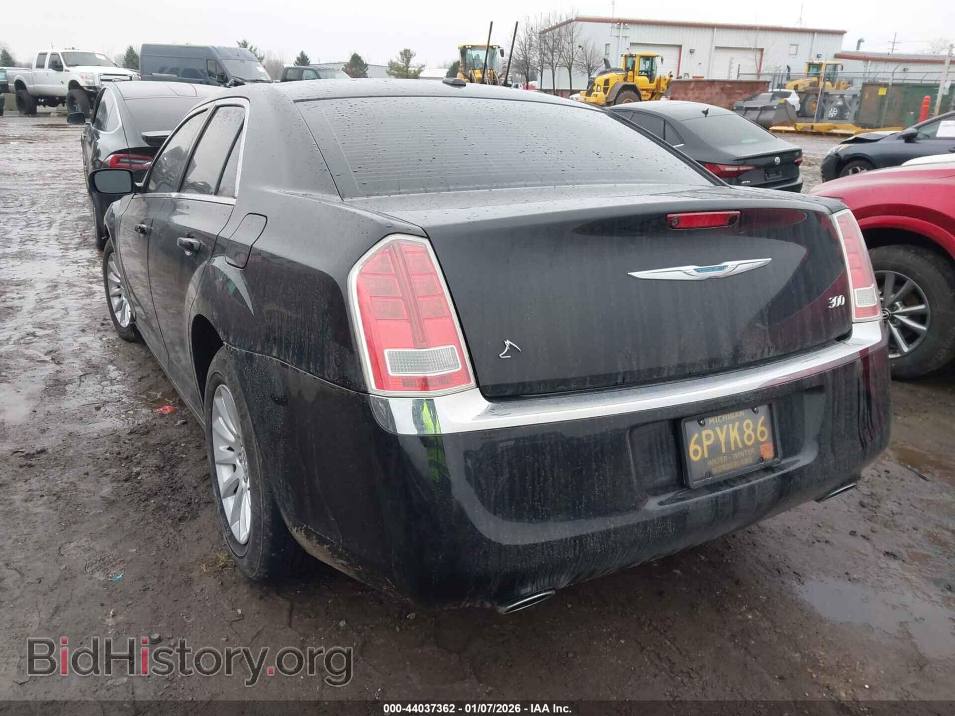 2014 CHRYSLER 300 - VIN: 2C3CCAAG7EH355275 - Фото 4
