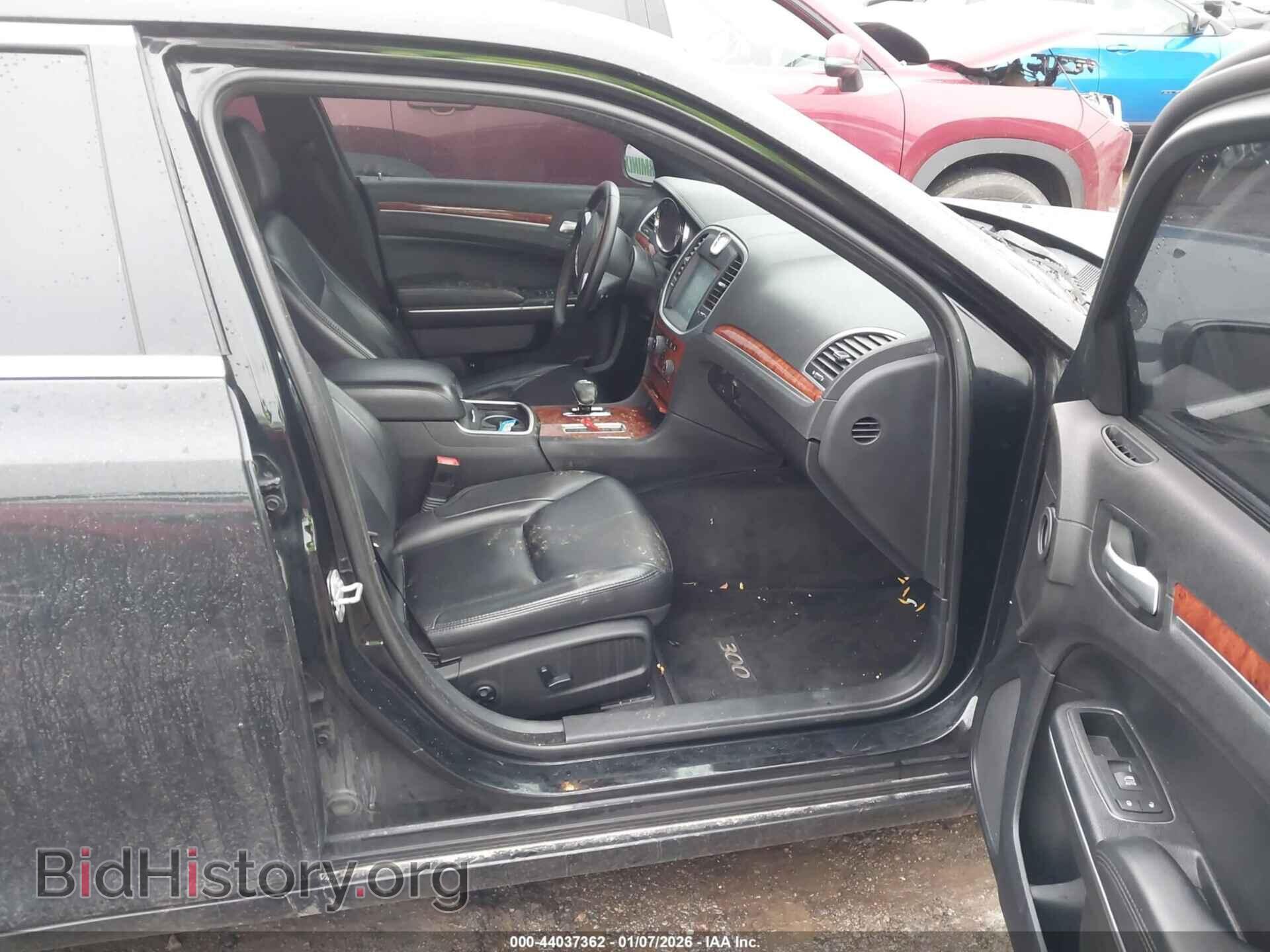 2014 CHRYSLER 300 - VIN: 2C3CCAAG7EH355275 - Фото 5