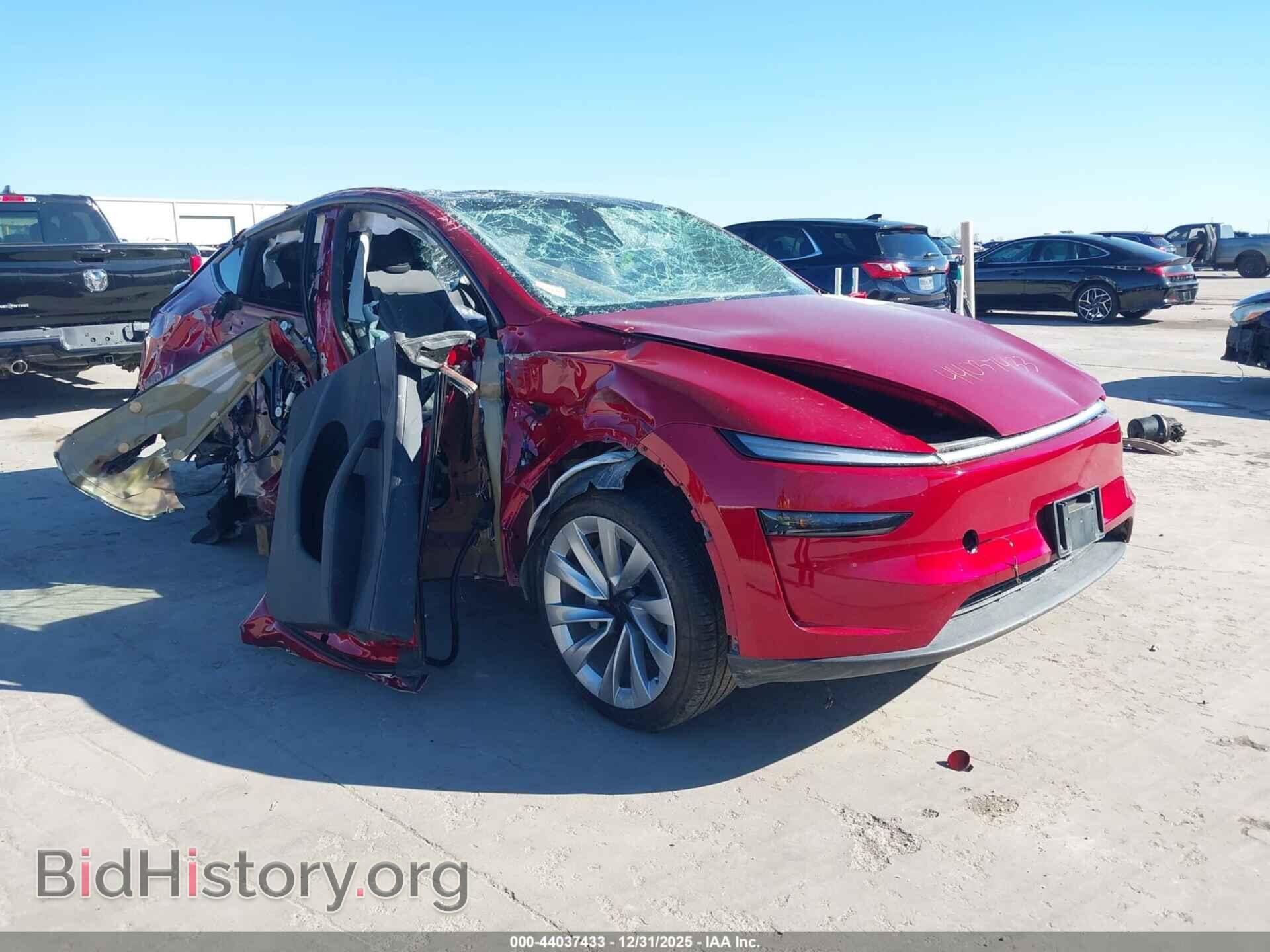 Фотография 7SAYGDEE5TA380985 - TESLA MODEL Y 2026