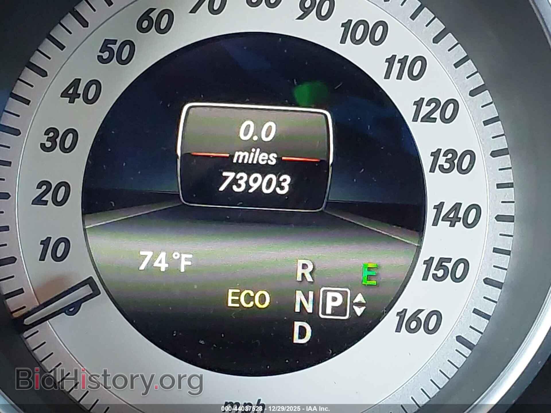 2014 MERCEDES-BENZ E 350 - VIN: WDDHF5KB9EA793495 - Фото 15