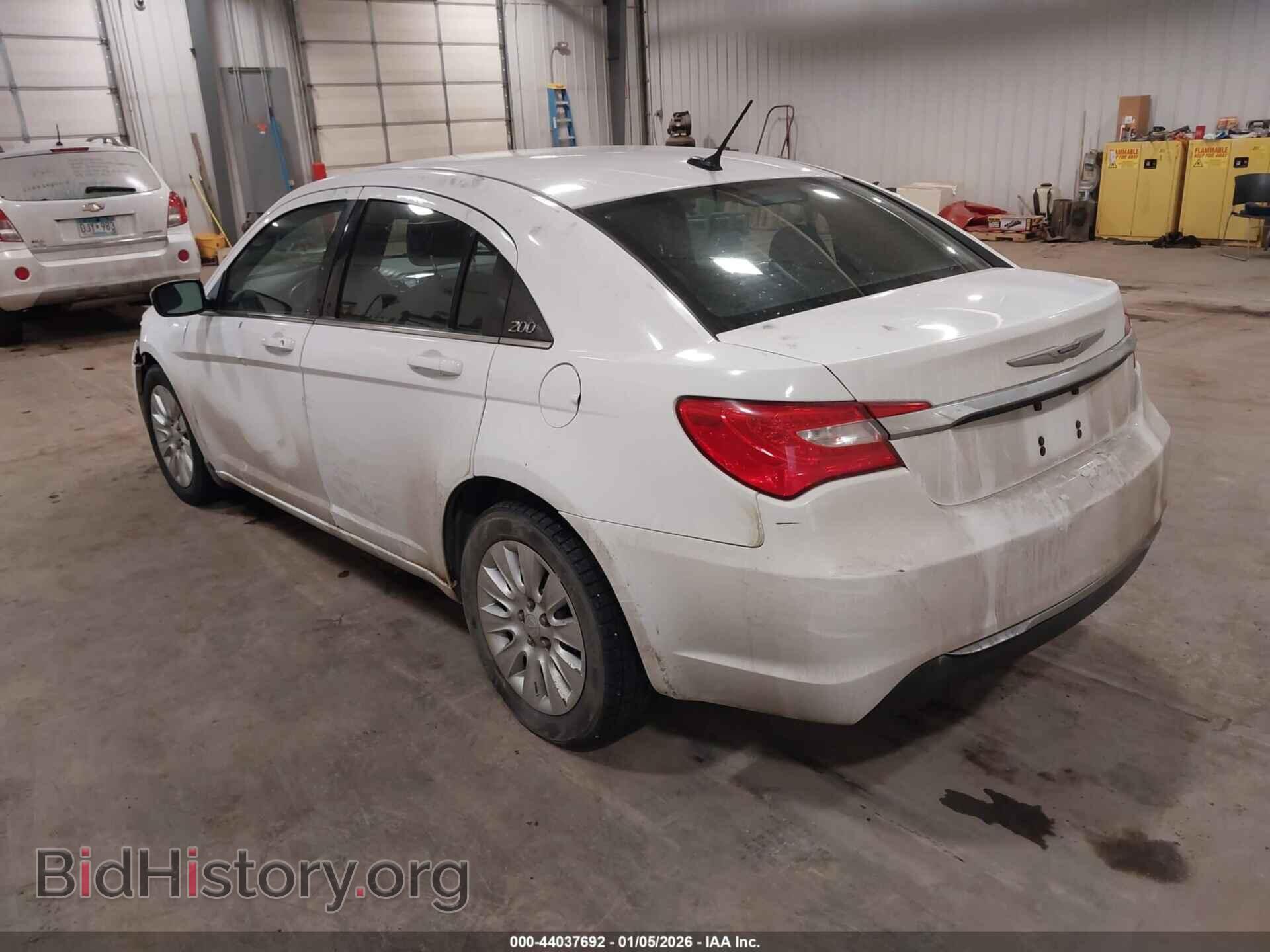 2012 CHRYSLER 200 - VIN: 1C3CCBAB2CN295548 - Фото 3