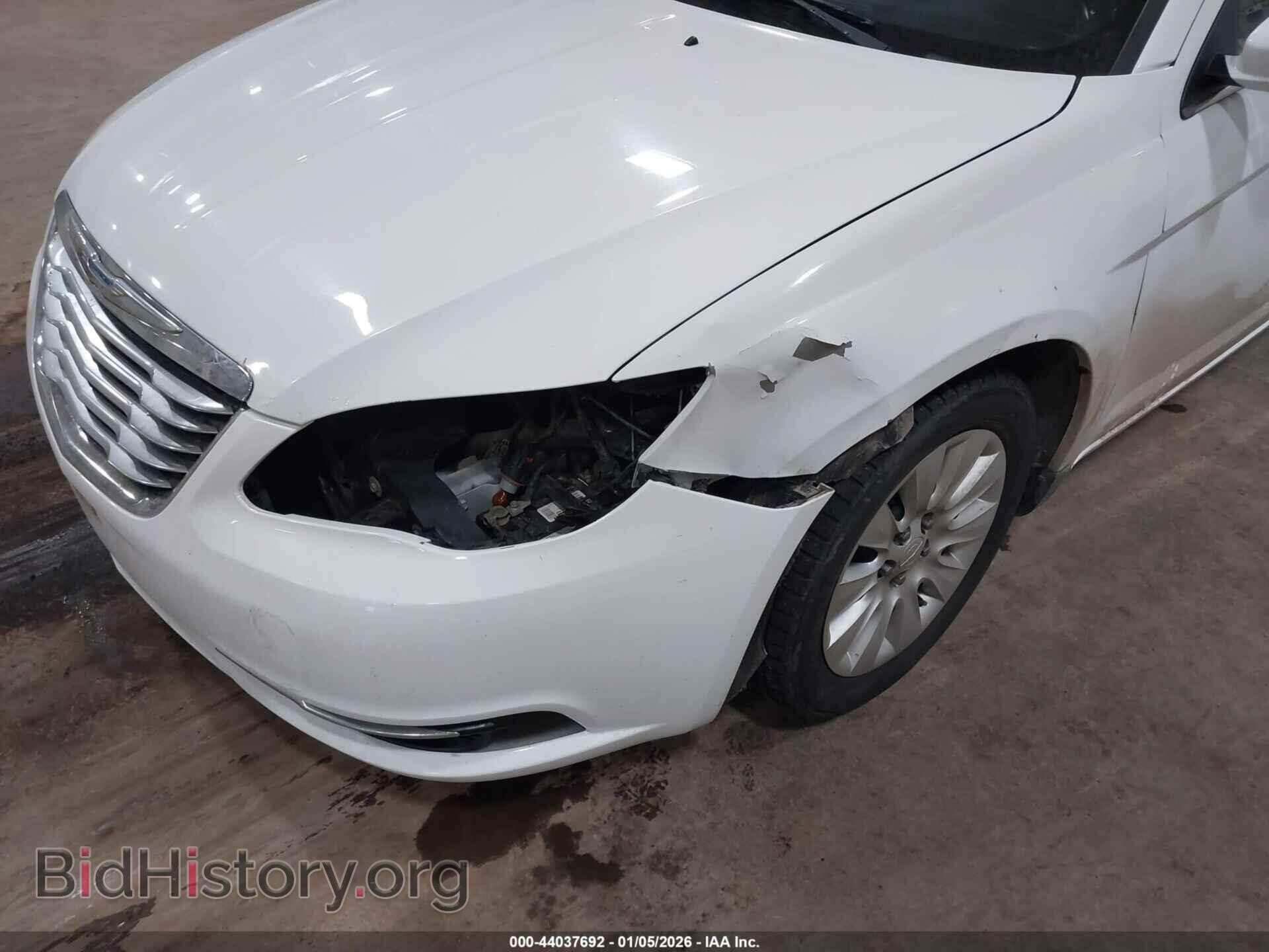 2012 CHRYSLER 200 - VIN: 1C3CCBAB2CN295548 - Фото 6