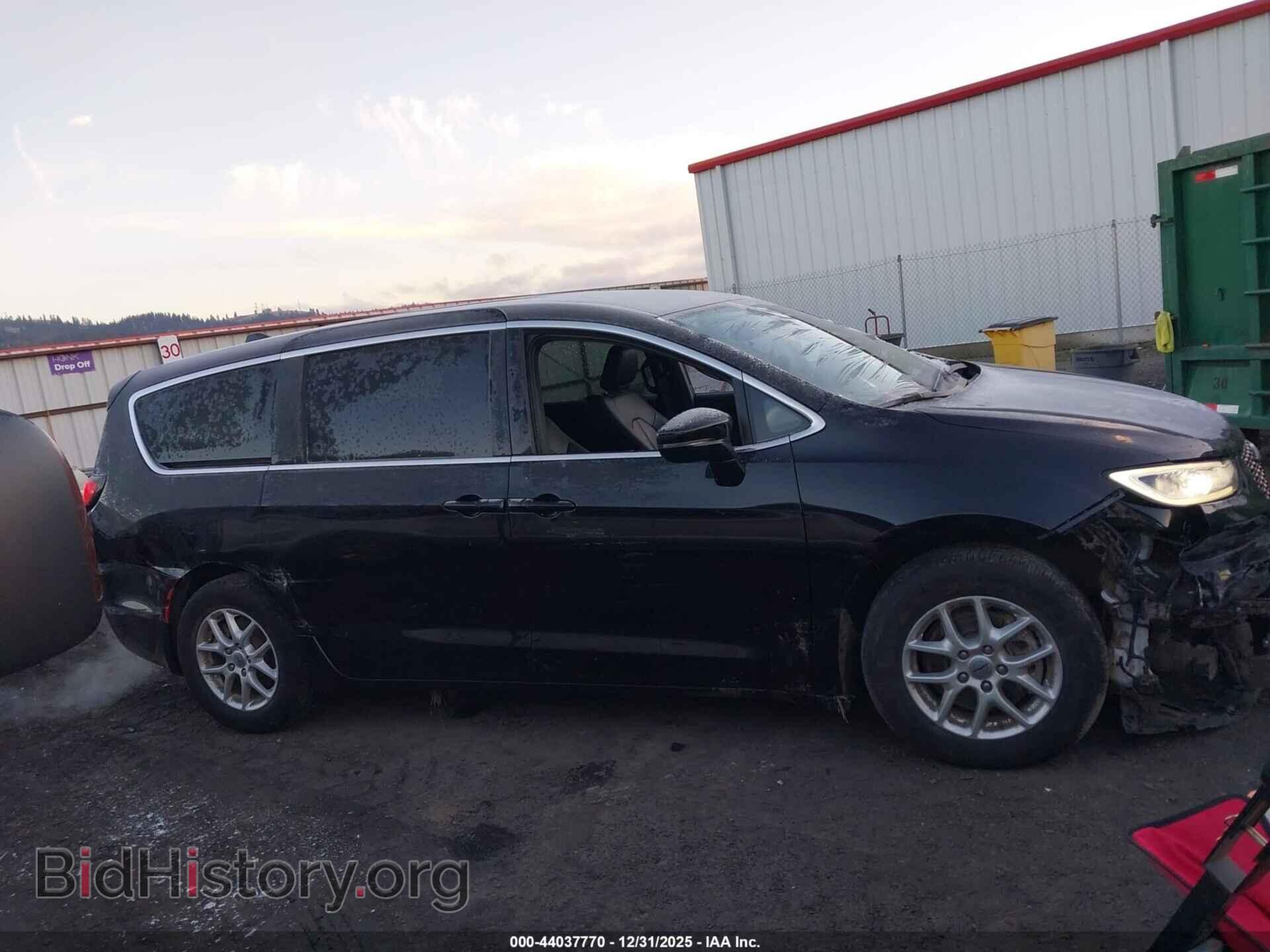 2025 CHRYSLER PACIFICA - VIN: 2C4RC1BG4SR520628 - Фото 13