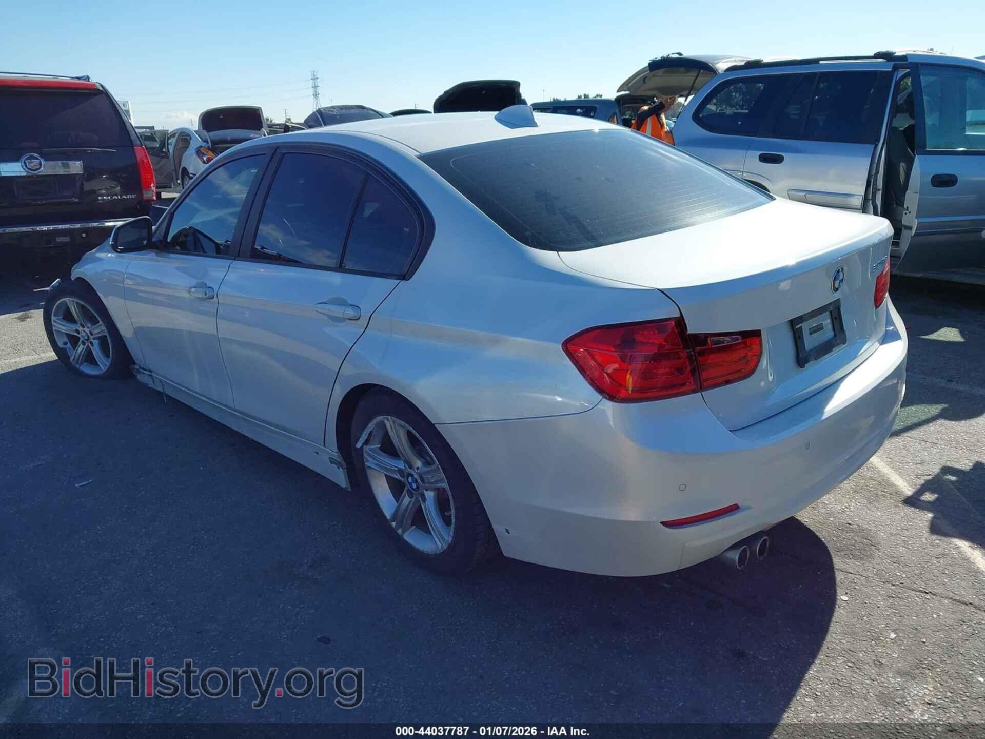 2015 BMW 328I - VIN: WBA3A5G56FNS84672 - Фото 3
