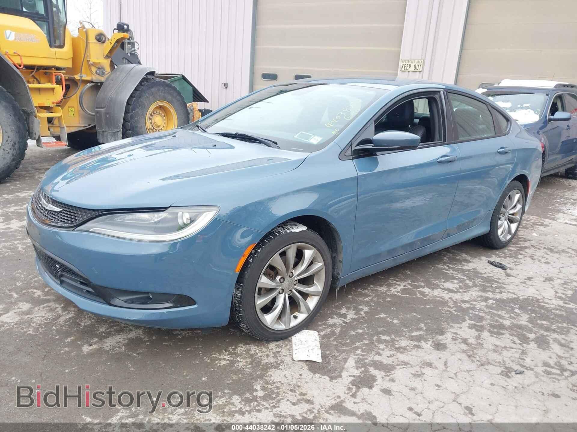 2015 CHRYSLER 200 - VIN: 1C3CCCBB8FN590713 - Фото 2