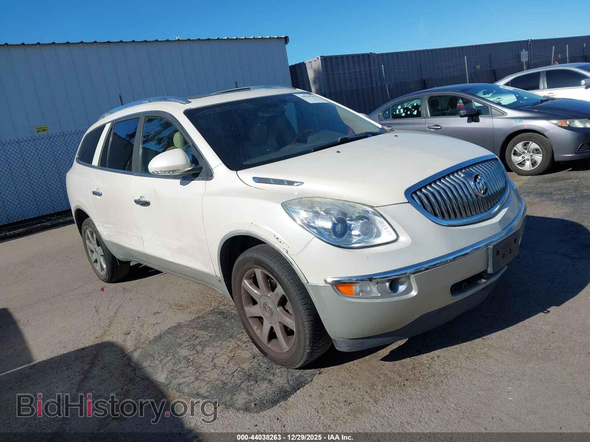 Photo 5GAER23788J192842 - BUICK ENCLAVE 2008