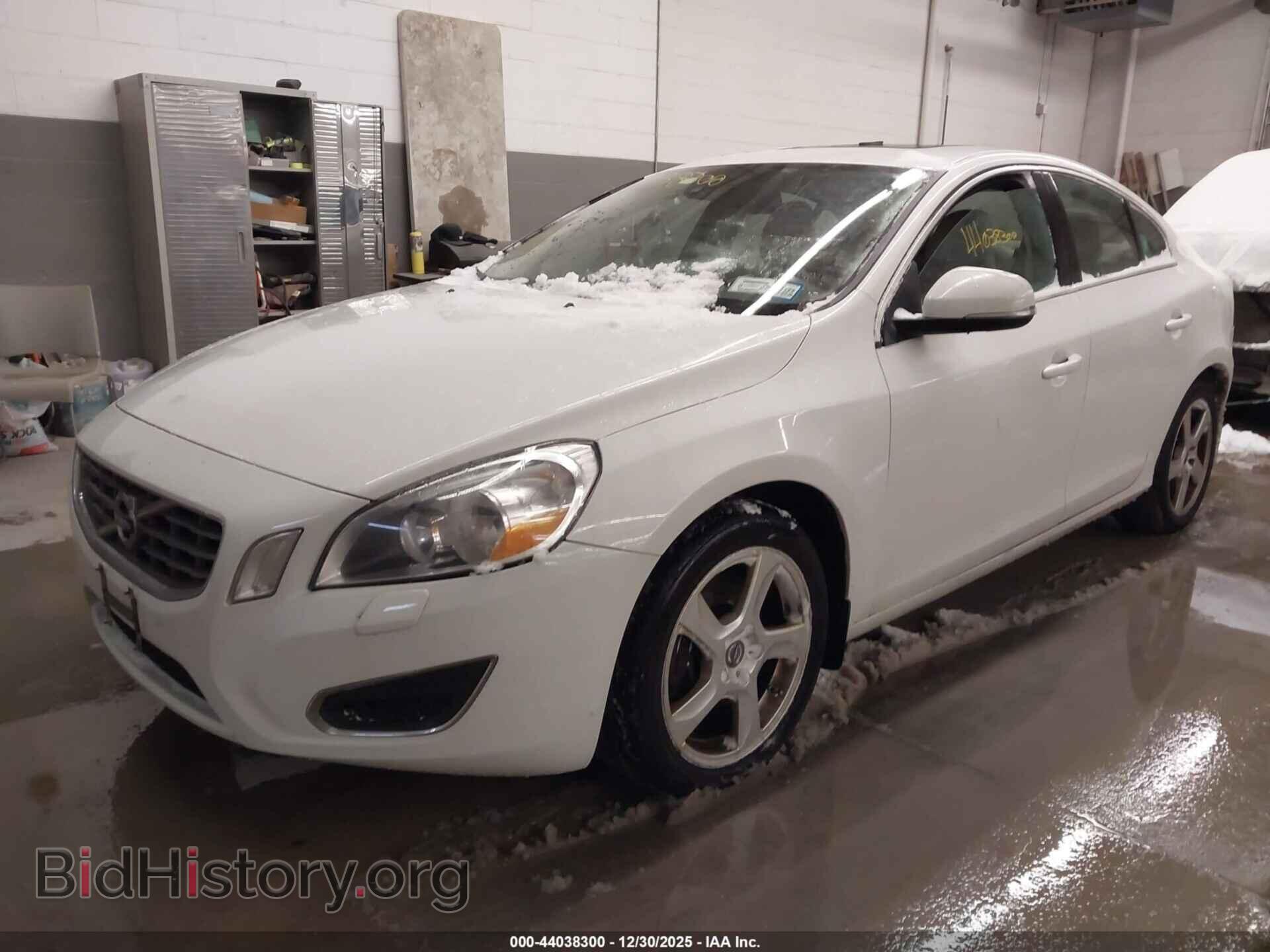 2013 VOLVO S60 - VIN: YV1612FH0D1216487 - Фото 2