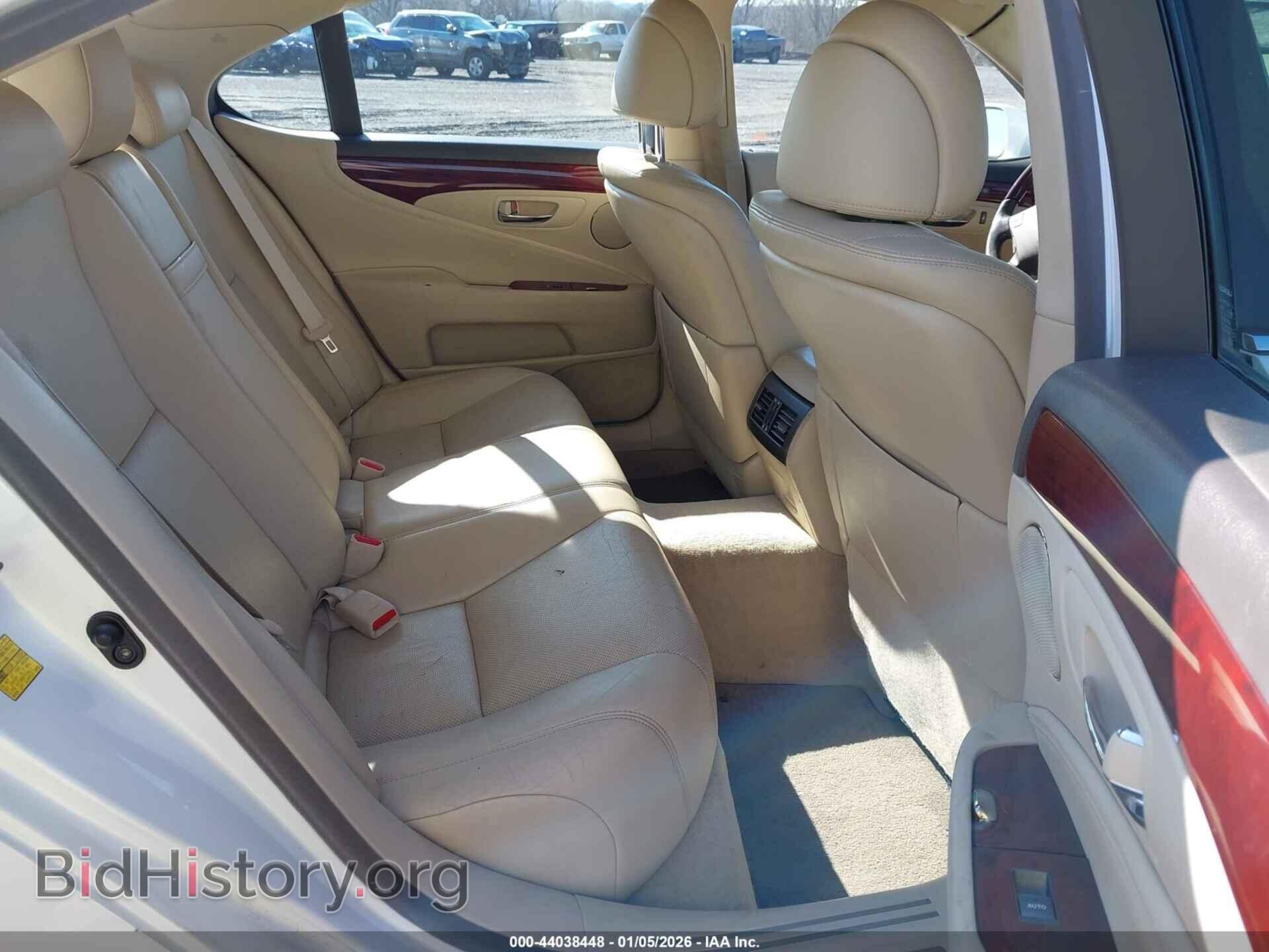 2010 LEXUS LS 460 - VIN: JTHBL5EF4A5092193 - Photo 8
