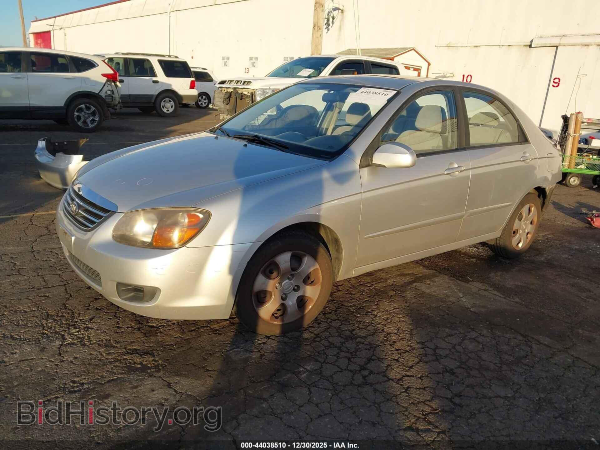 2009 KIA SPECTRA - VIN: KNAFE222995661626 - Фото 2