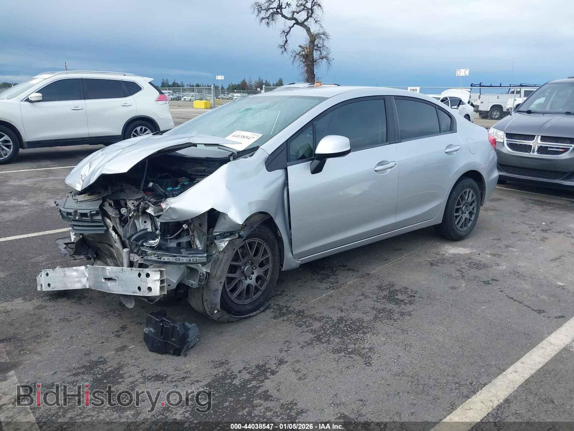 2012 HONDA CIVIC - VIN: 19XFB2F57CE378217 - Фото 2
