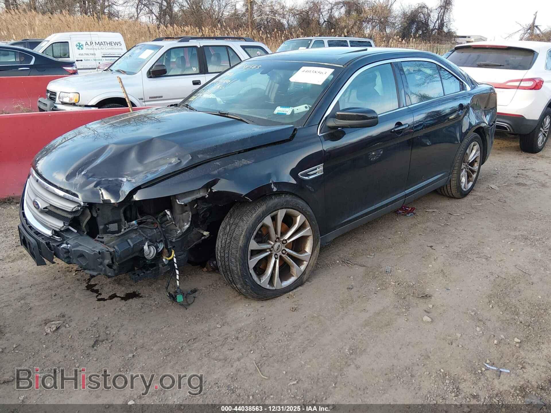 2013 FORD TAURUS - VIN: 1FAHP2E8XDG216353 - Фото 2