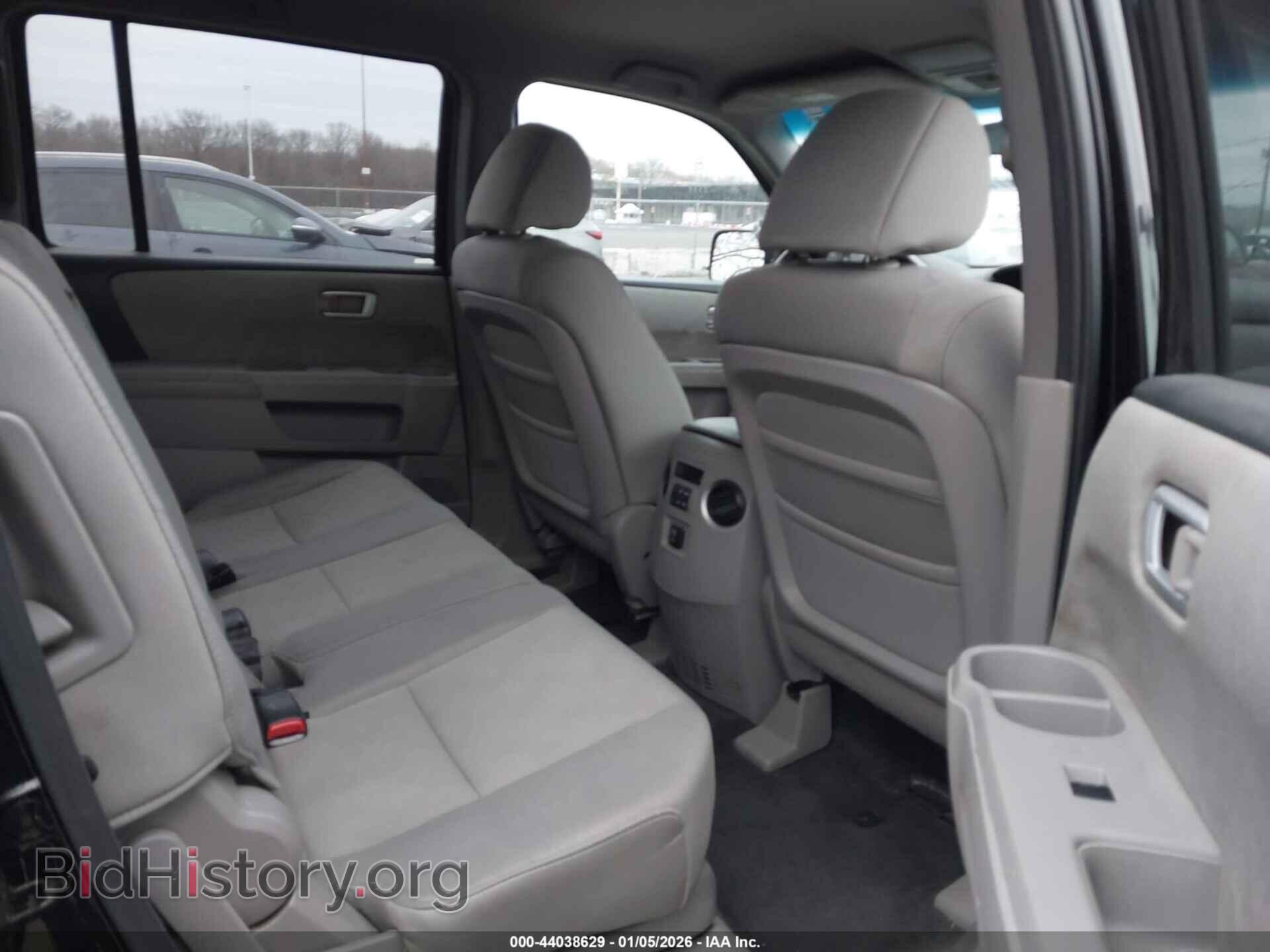 2011 HONDA PILOT - VIN: 5FNYF4H29BB046123 - Фото 8