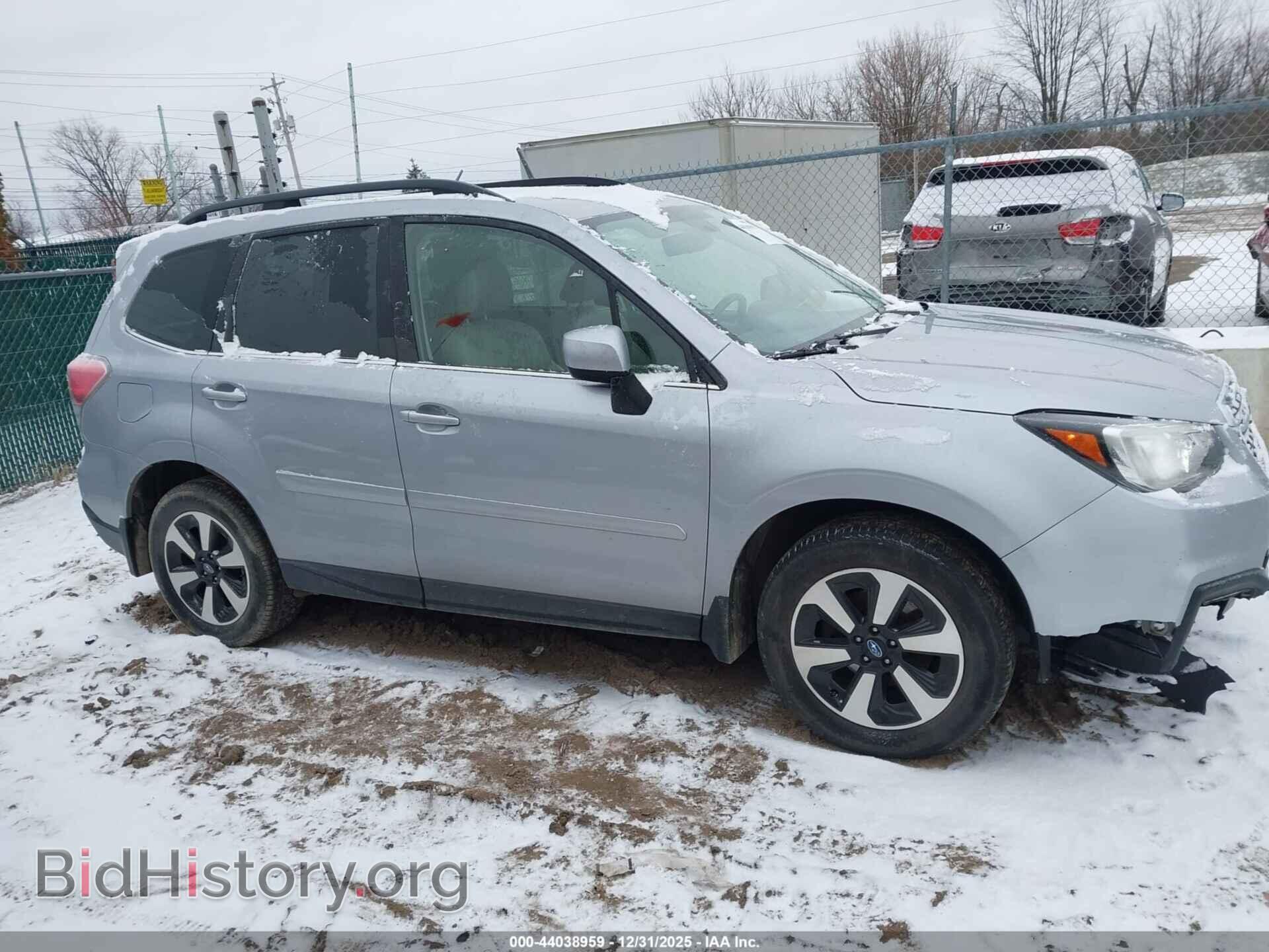 2017 SUBARU FORESTER - VIN: JF2SJARC9HH473242 - Фото 13
