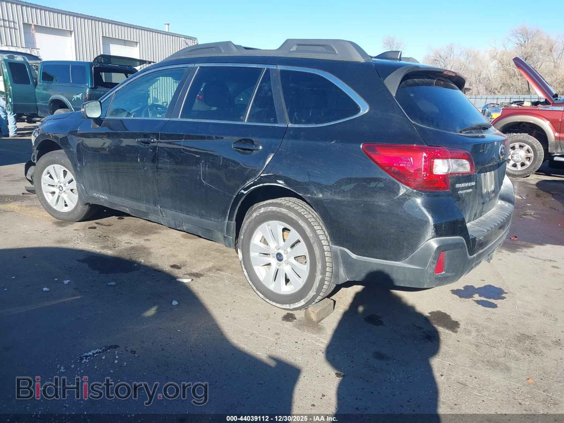 2018 SUBARU OUTBACK - VIN: 4S4BSAFC8J3279767 - Фото 3