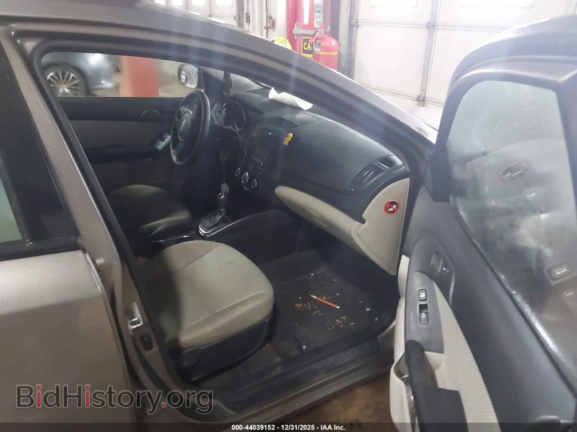 2011 KIA FORTE - VIN: KNAFU4A28B5348380 - Фото 5