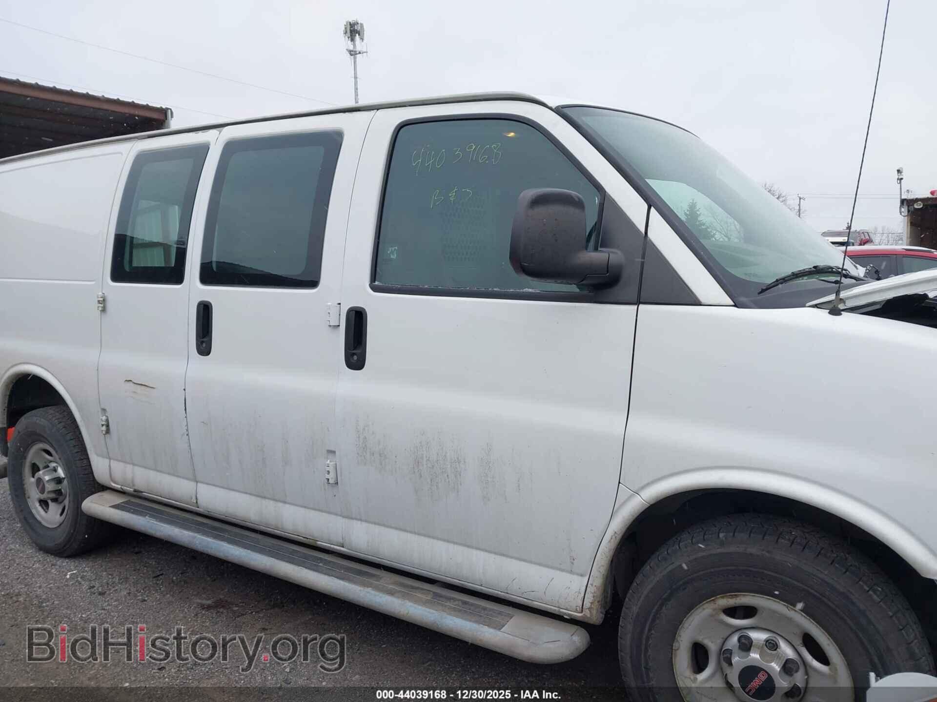 2015 GMC SAVANA 2500 - VIN: 1GTW7FCF3F1903299 - Фото 13