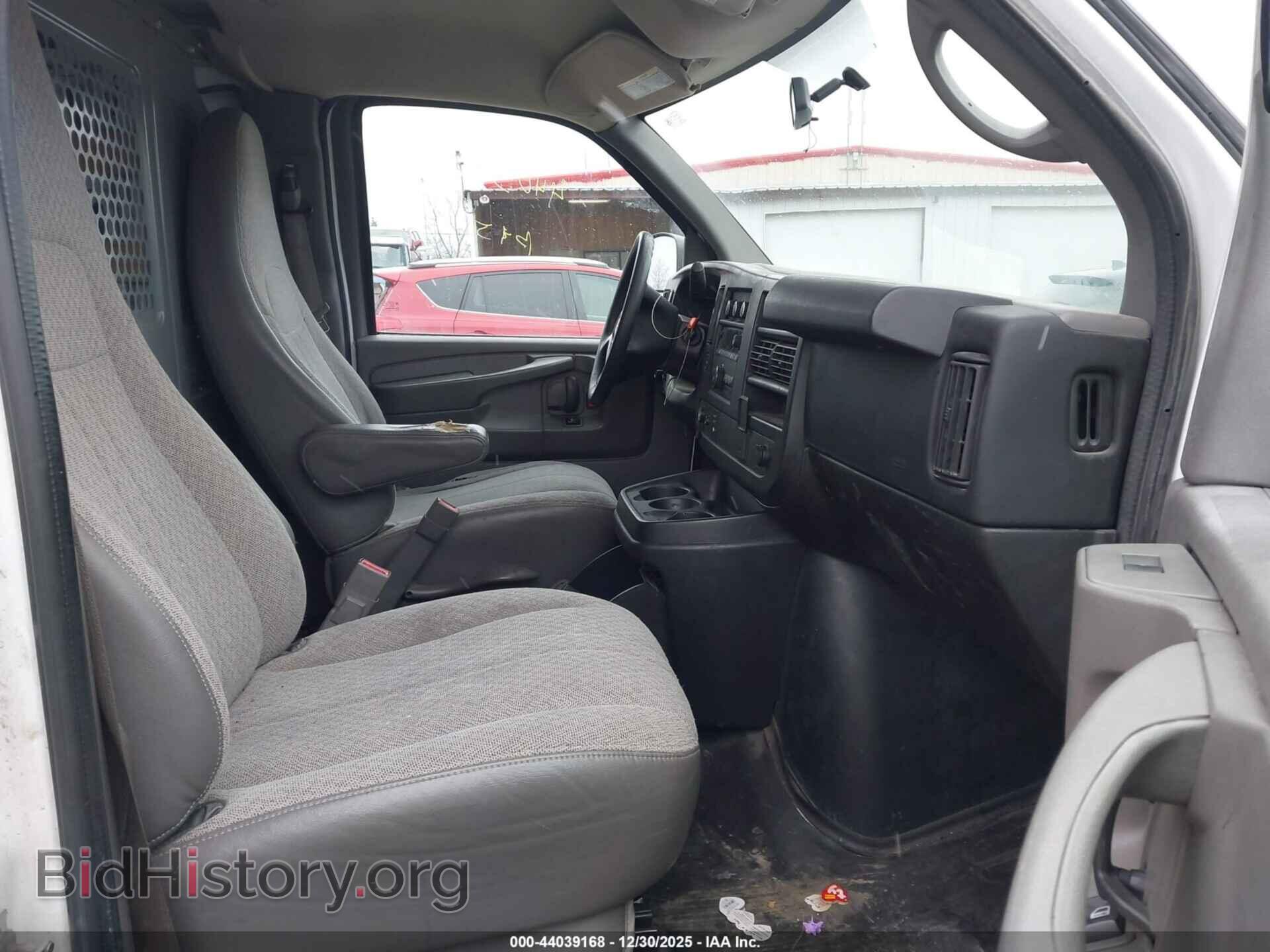 2015 GMC SAVANA 2500 - VIN: 1GTW7FCF3F1903299 - Фото 5