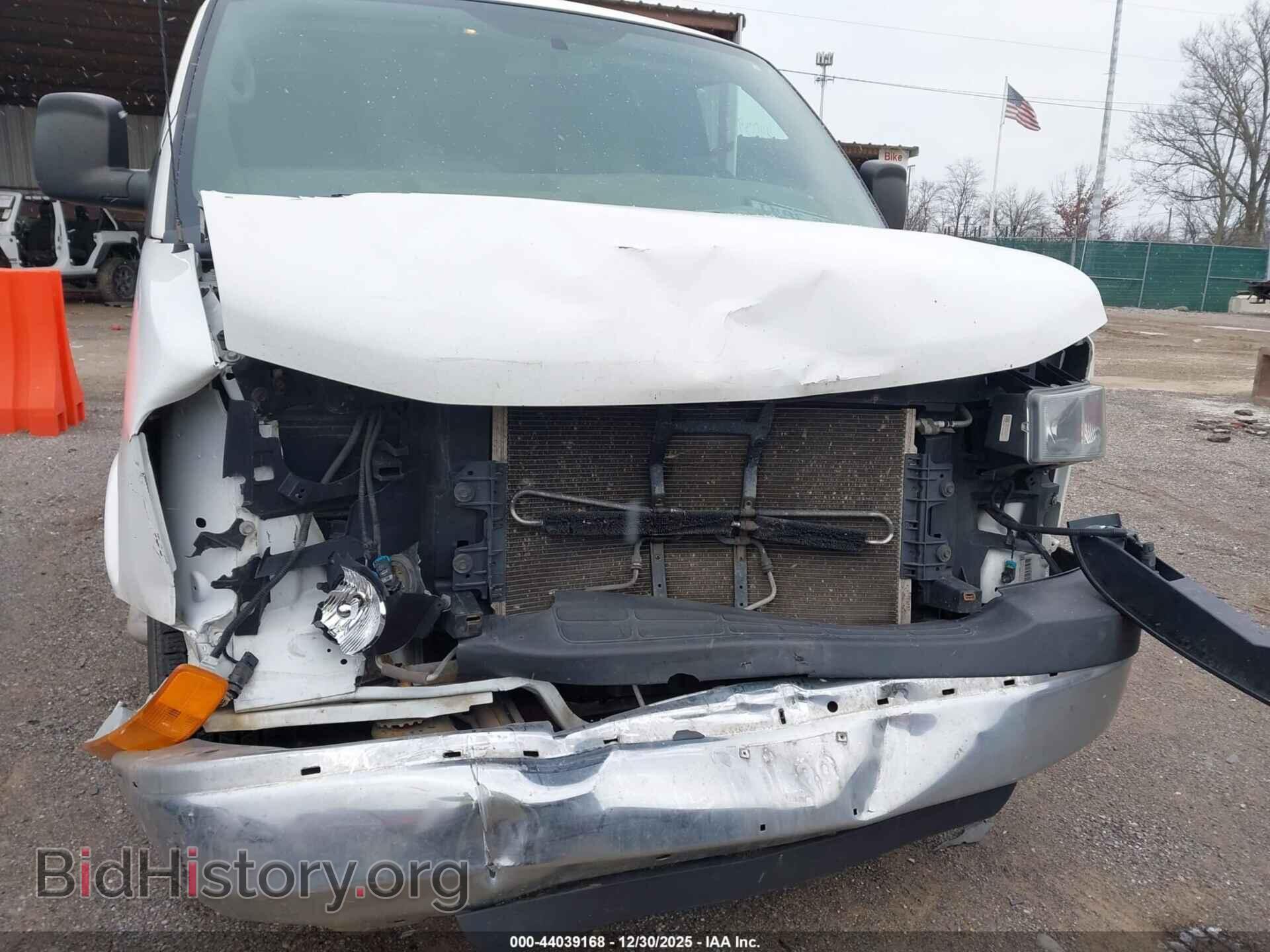 2015 GMC SAVANA 2500 - VIN: 1GTW7FCF3F1903299 - Фото 6