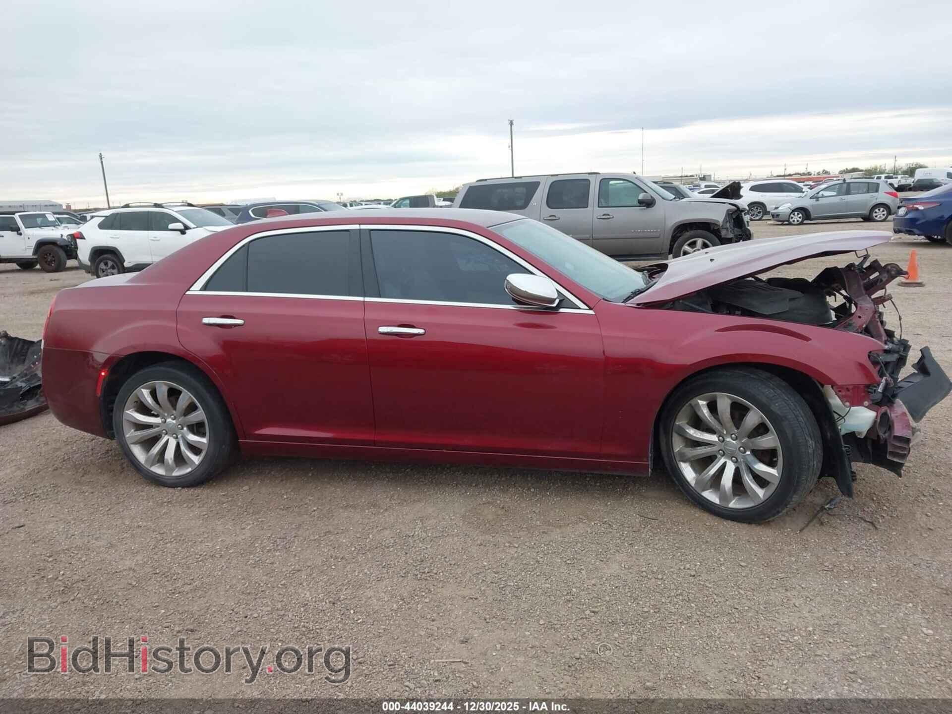 2018 CHRYSLER 300 - VIN: 2C3CCAEG7JH167909 - Фото 14