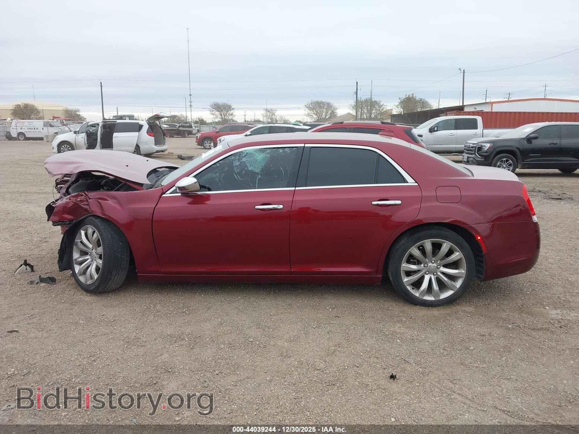 2018 CHRYSLER 300 - VIN: 2C3CCAEG7JH167909 - Фото 15