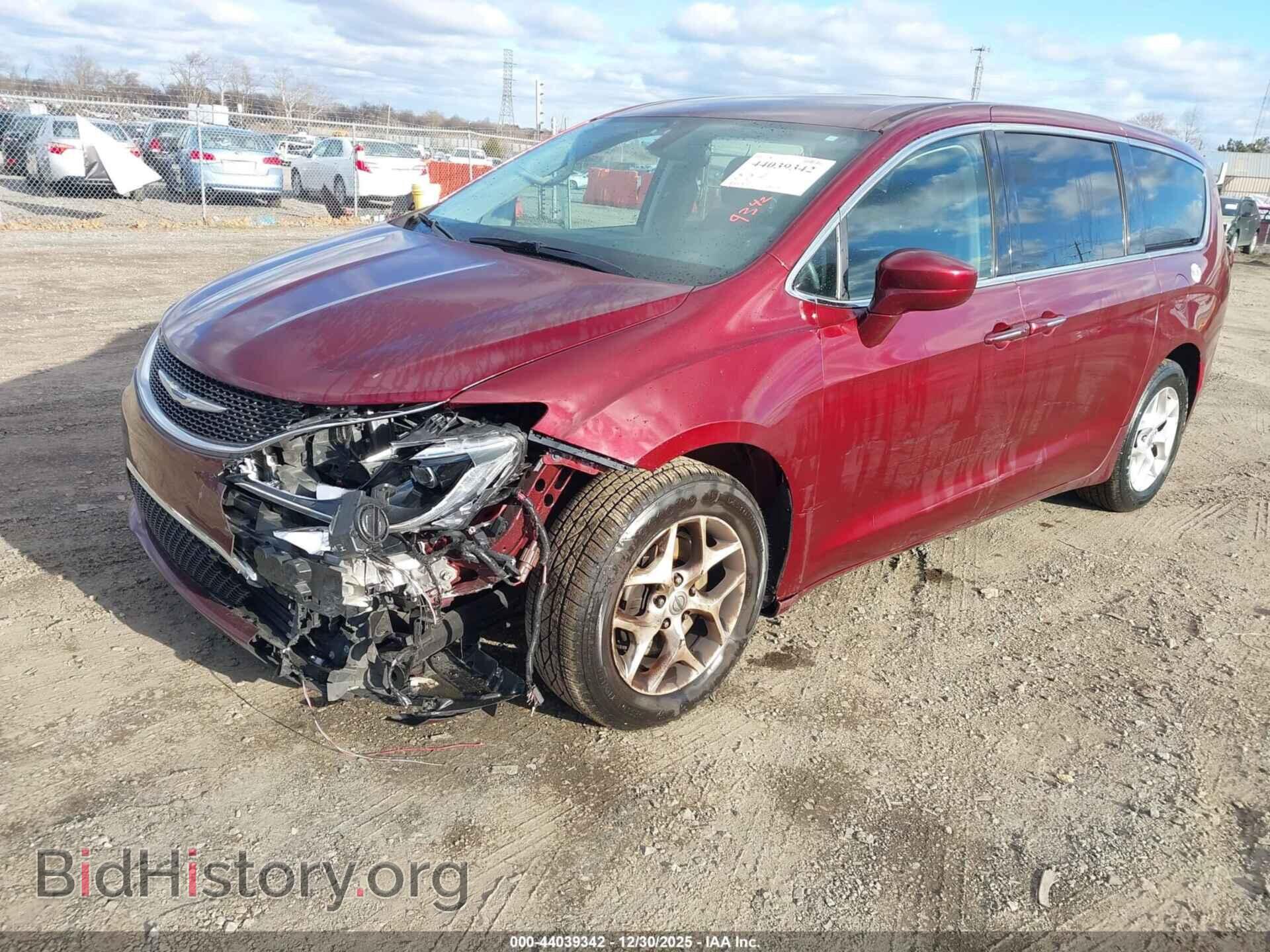 2020 CHRYSLER PACIFICA - VIN: 2C4RC1FG9LR141944 - Фото 2