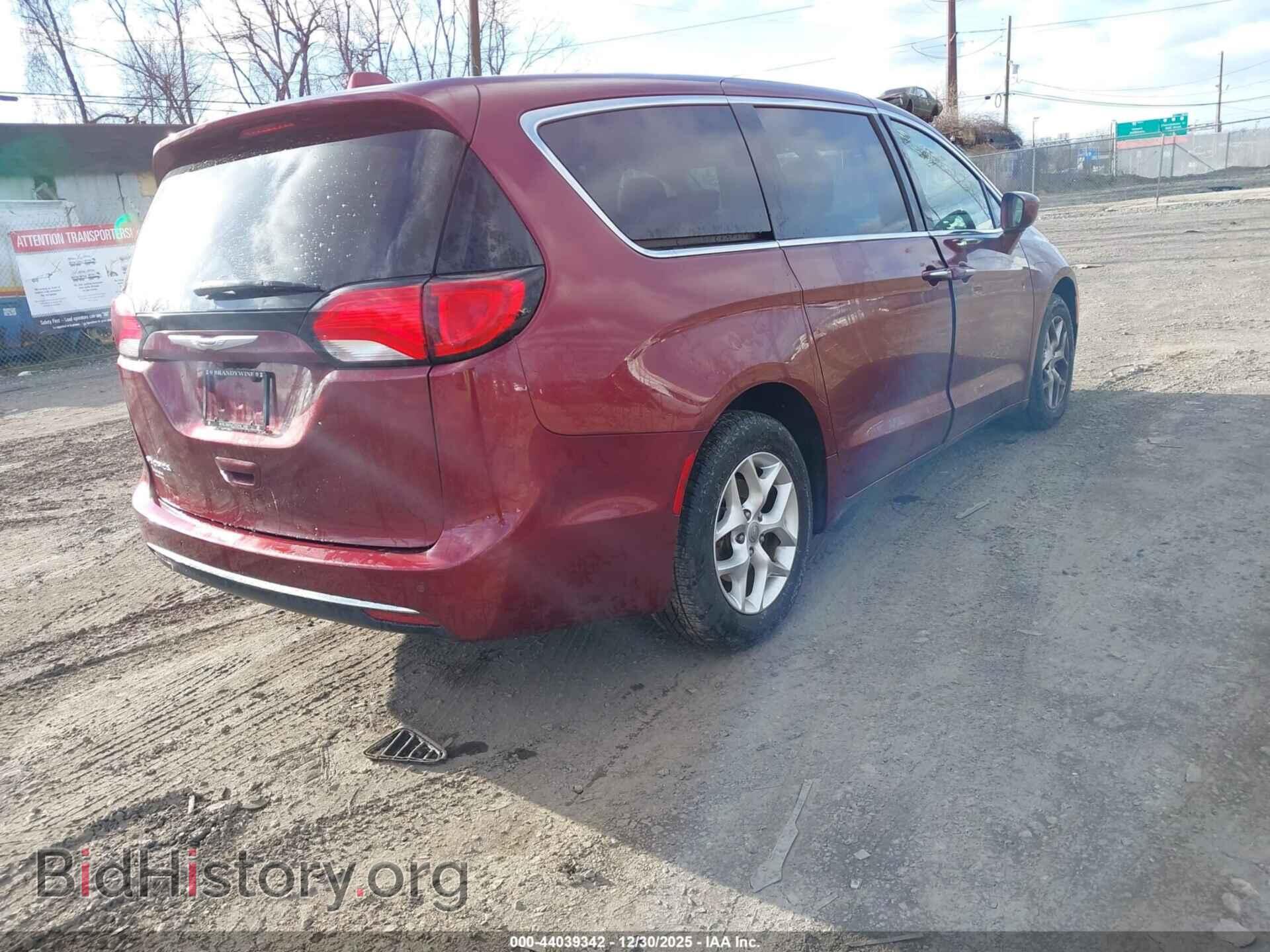 2020 CHRYSLER PACIFICA - VIN: 2C4RC1FG9LR141944 - Фото 4