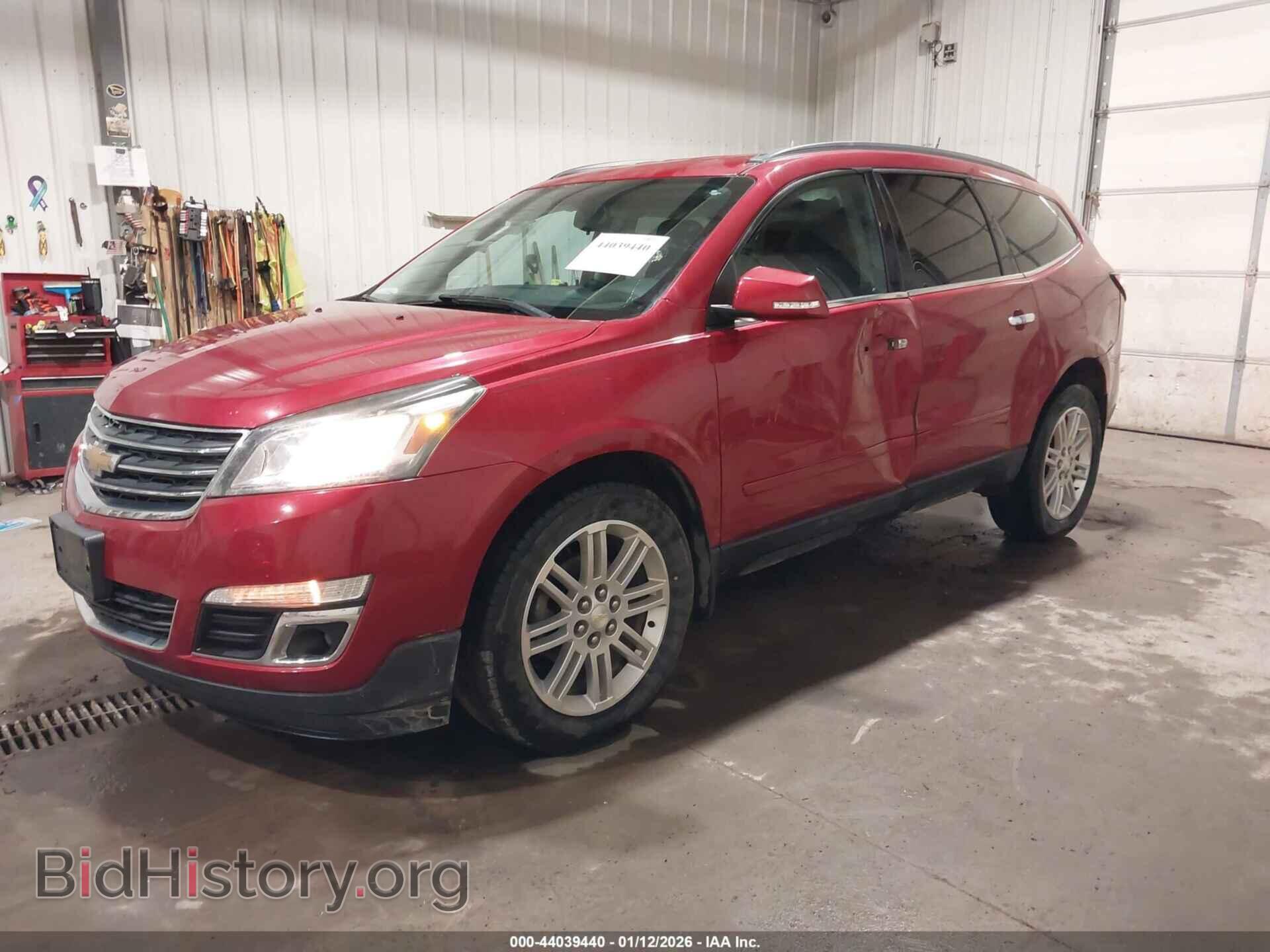 2014 CHEVROLET TRAVERSE - VIN: 1GNKRGKD2EJ318296 - Фото 2