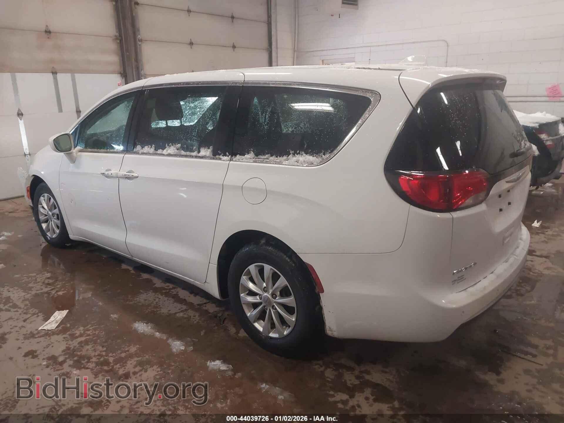 2018 CHRYSLER PACIFICA - VIN: 2C4RC1FG9JR183009 - Фото 3