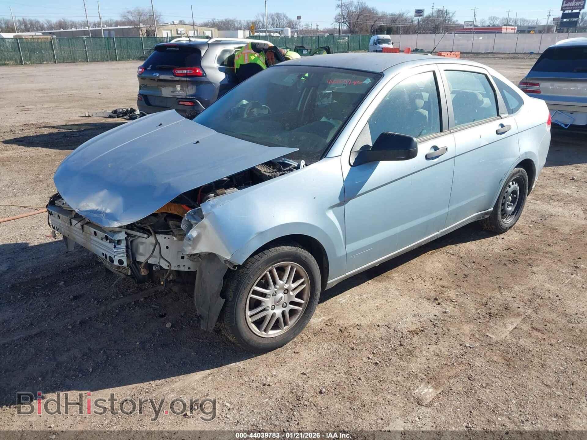 2009 FORD FOCUS - VIN: 1FAHP35N59W206404 - Фото 2