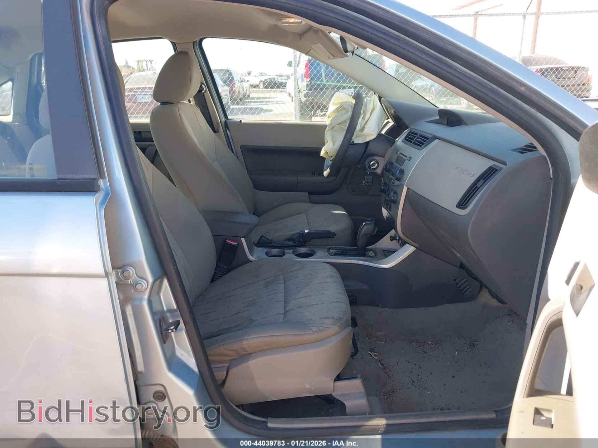 2009 FORD FOCUS - VIN: 1FAHP35N59W206404 - Фото 5