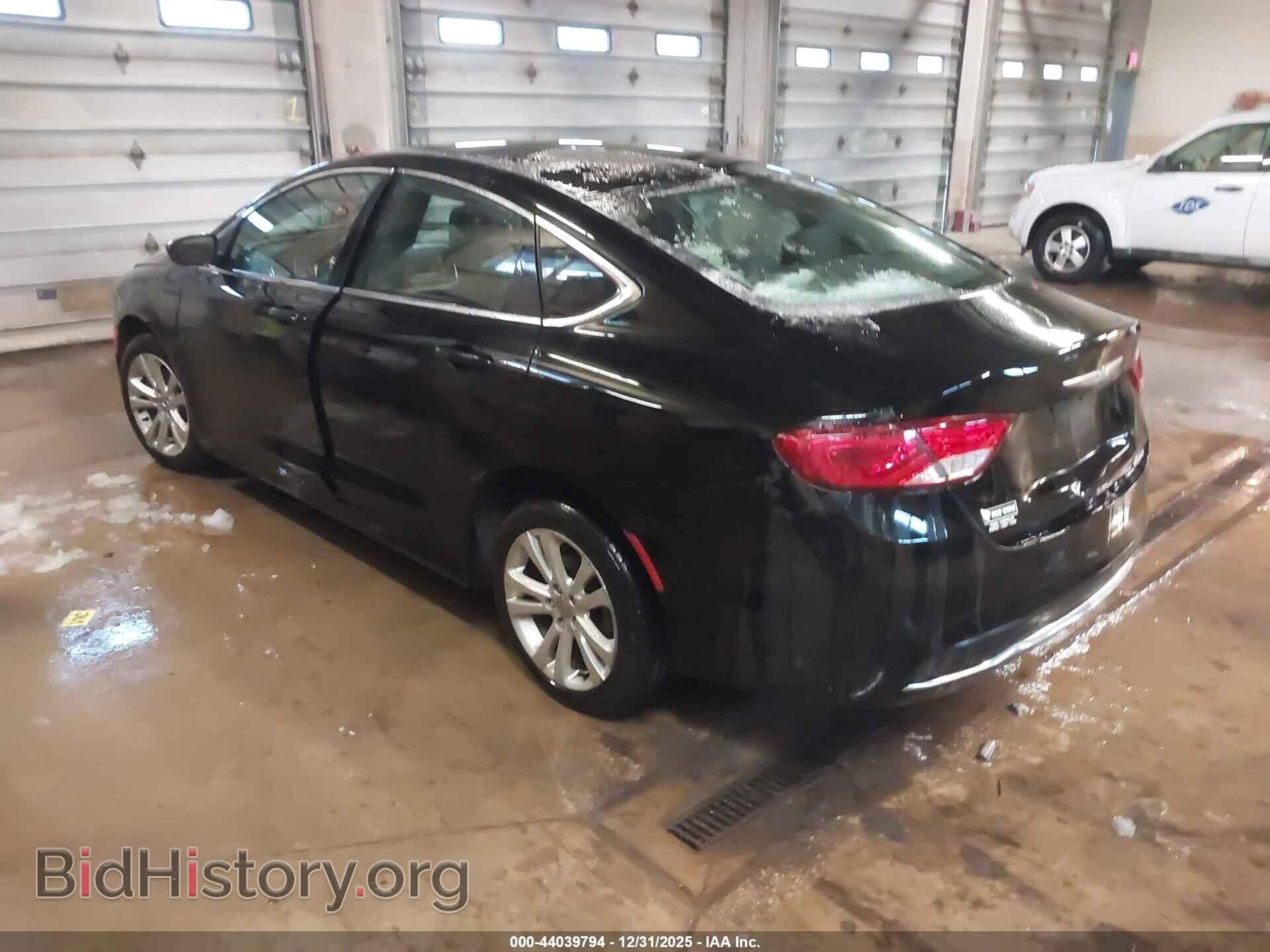 2015 CHRYSLER 200 - VIN: 1C3CCCAB6FN710364 - Фото 3
