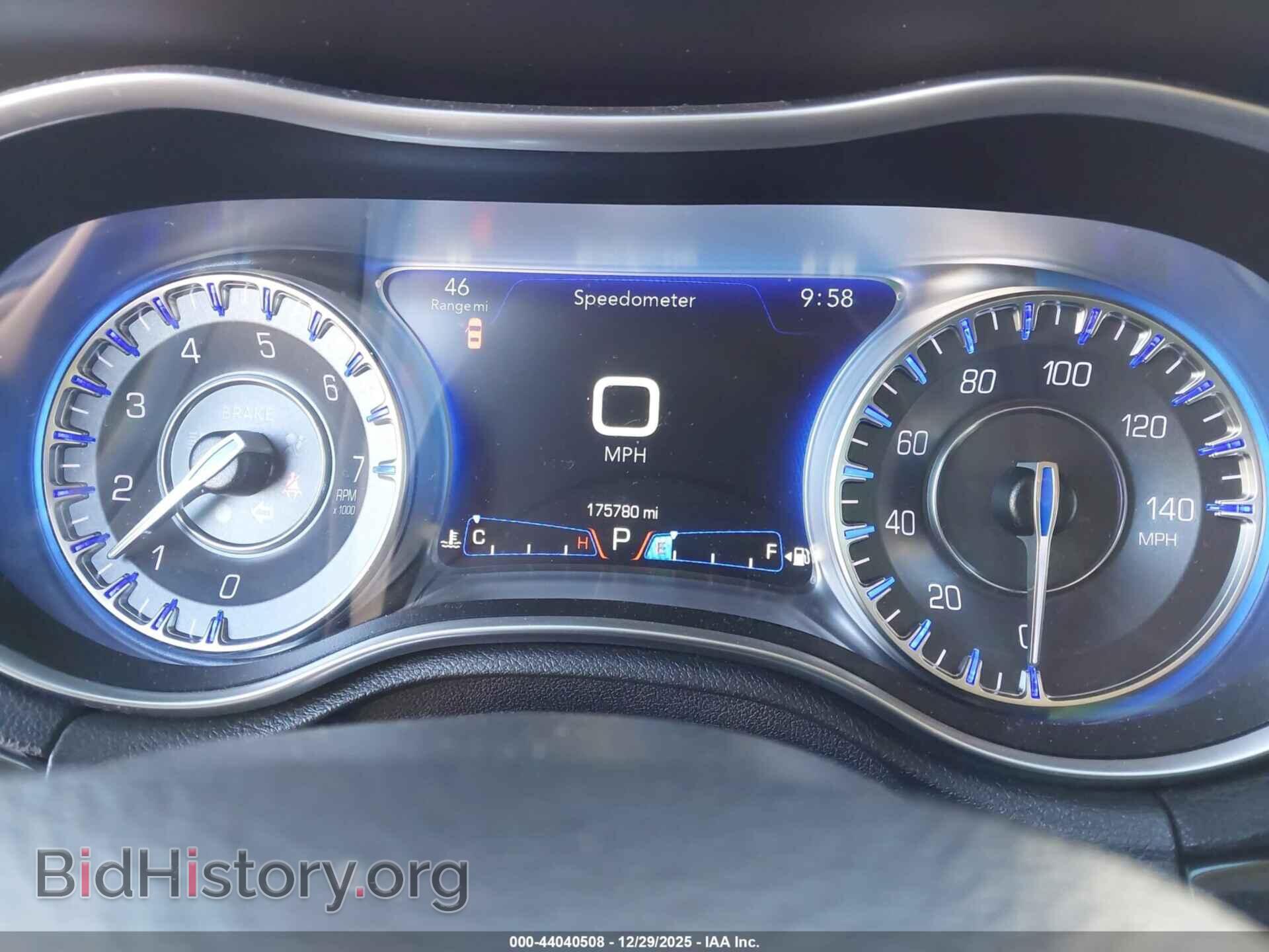 2016 CHRYSLER 300C - VIN: 2C3CCAEG7GH189854 - Фото 7
