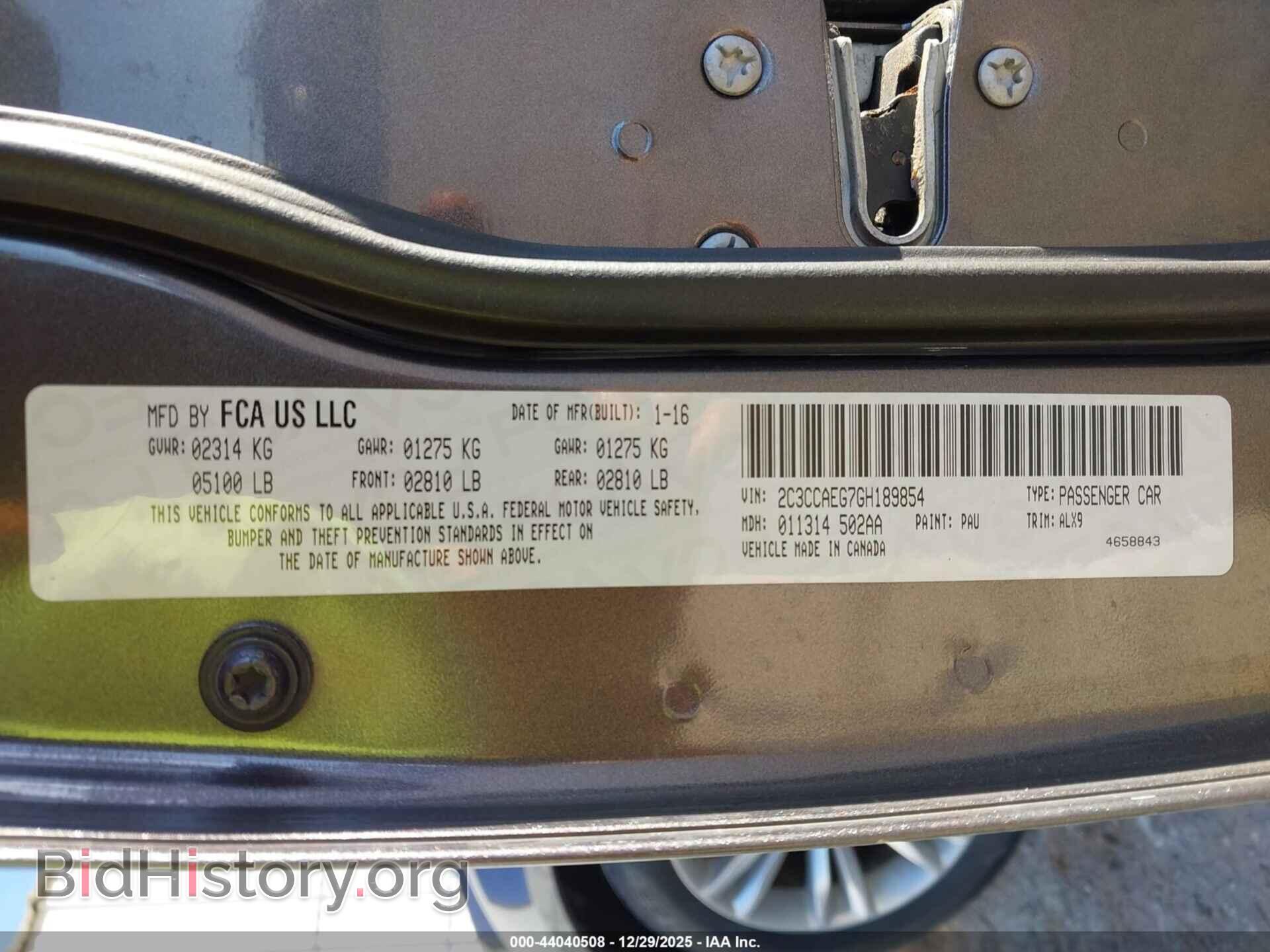 2016 CHRYSLER 300C - VIN: 2C3CCAEG7GH189854 - Фото 9