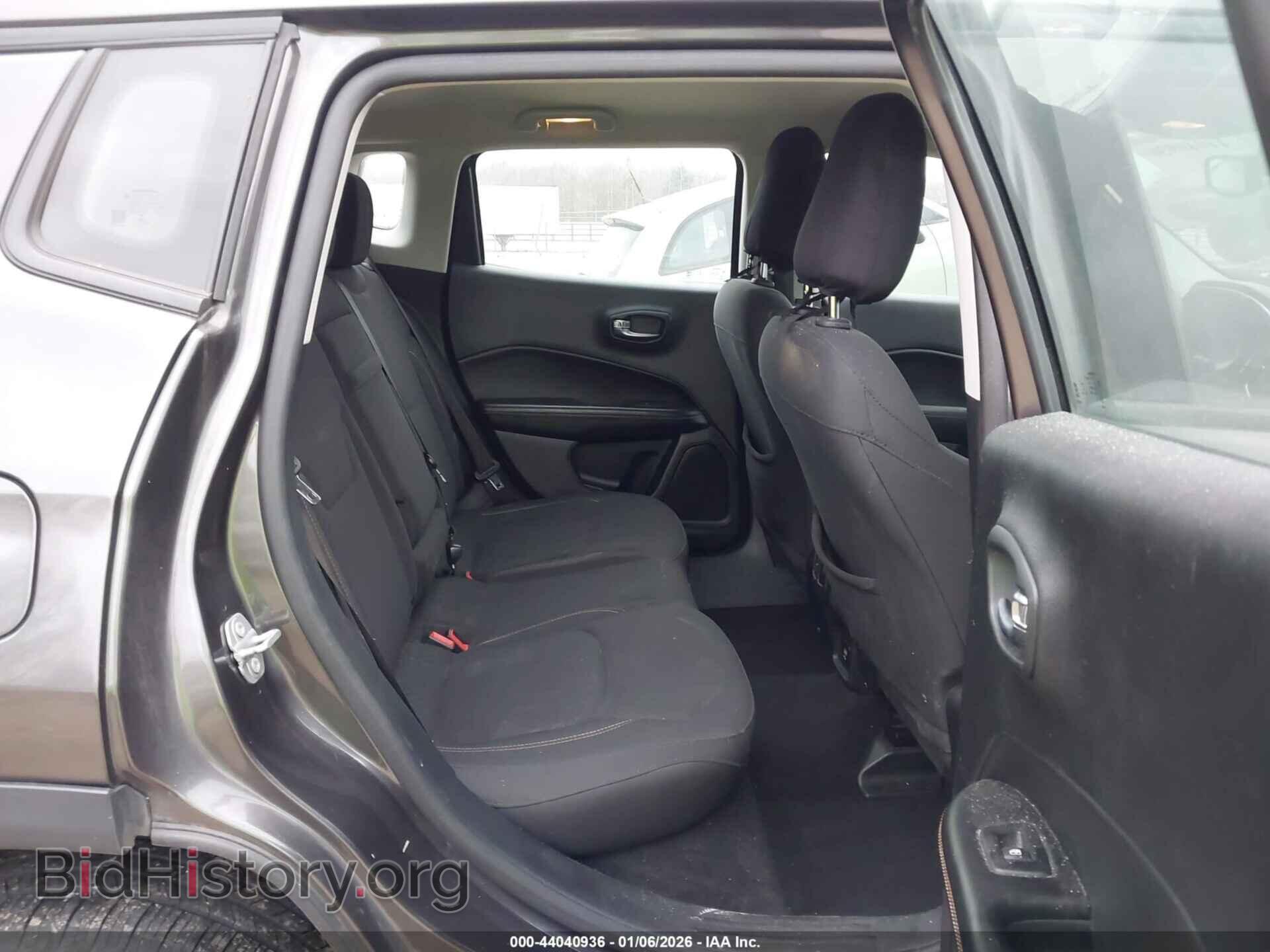 2018 JEEP COMPASS - VIN: 3C4NJDAB1JT480466 - Фото 8
