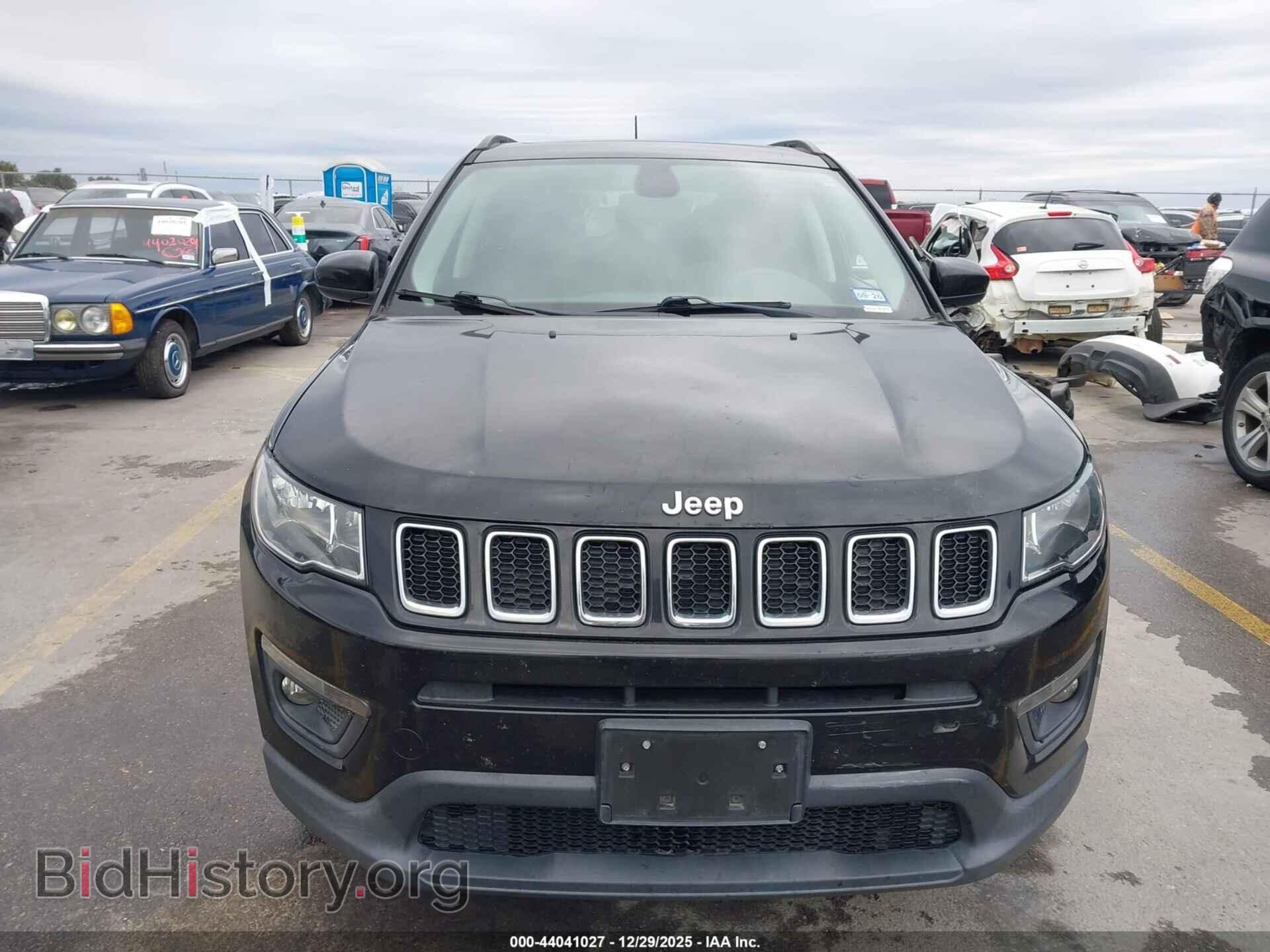 2018 JEEP COMPASS - VIN: 3C4NJDBB0JT100936 - Фото 12