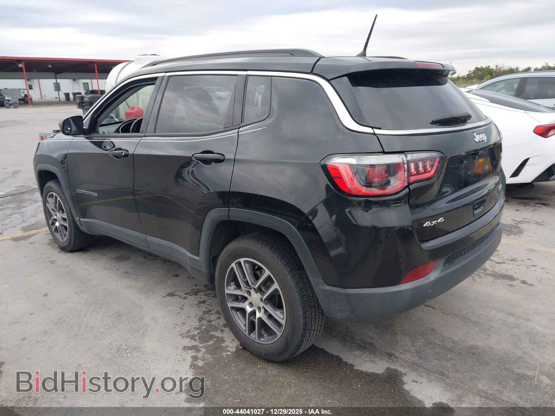 2018 JEEP COMPASS - VIN: 3C4NJDBB0JT100936 - Фото 3