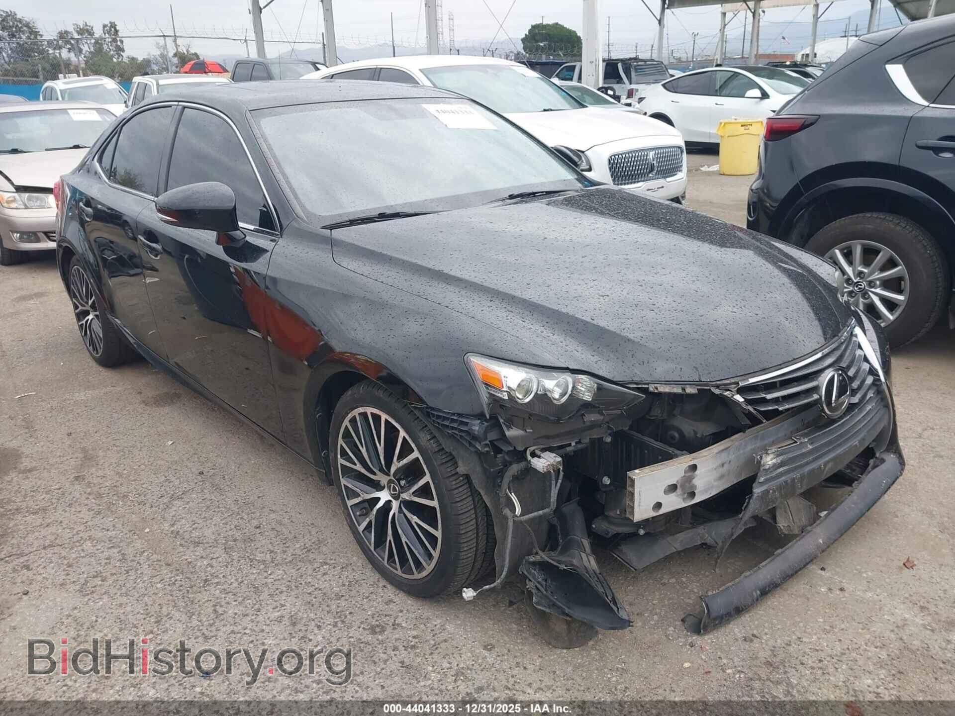 Фотография JTHBF1D22F5073339 - LEXUS IS 250 2015