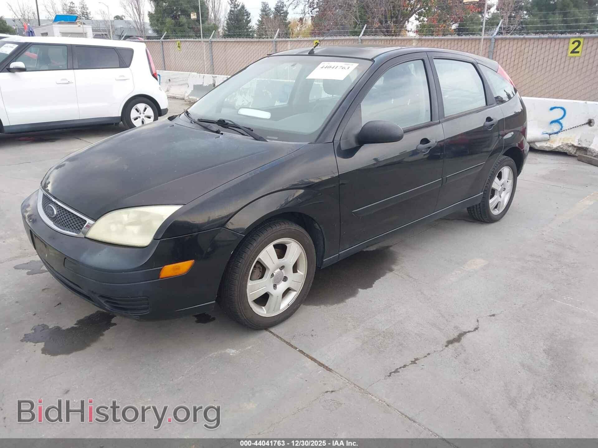 2007 FORD FOCUS - VIN: 1FAHP37N17W167949 - Фото 2
