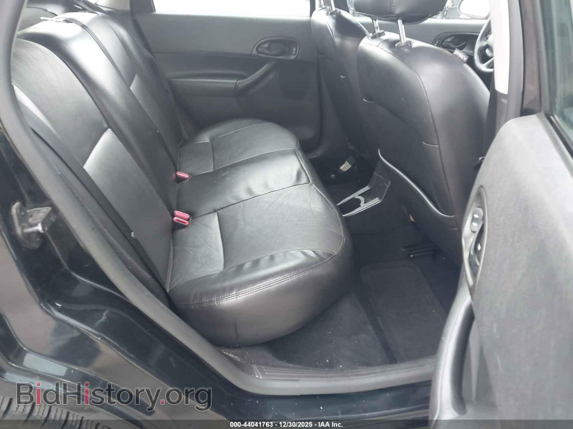 2007 FORD FOCUS - VIN: 1FAHP37N17W167949 - Фото 8