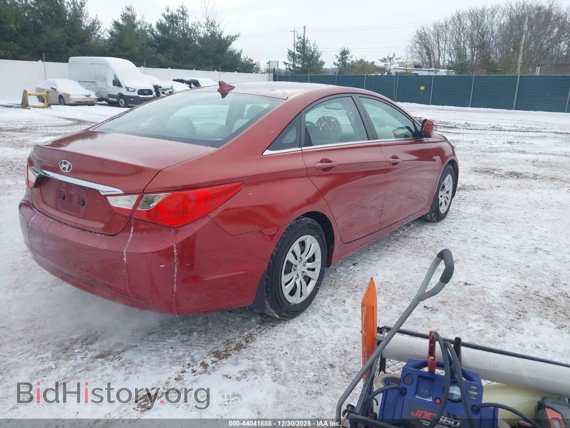 2011 HYUNDAI SONATA - VIN: 5NPEB4AC0BH274143 - Фото 4
