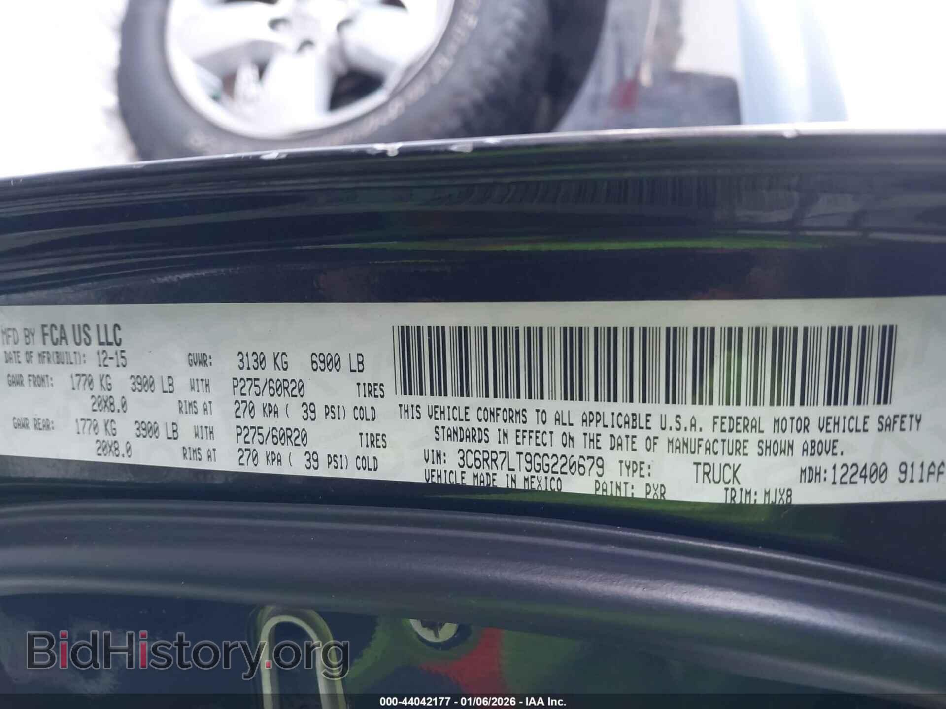 2016 RAM 1500 - VIN: 3C6RR7LT9GG220679 - Фото 9