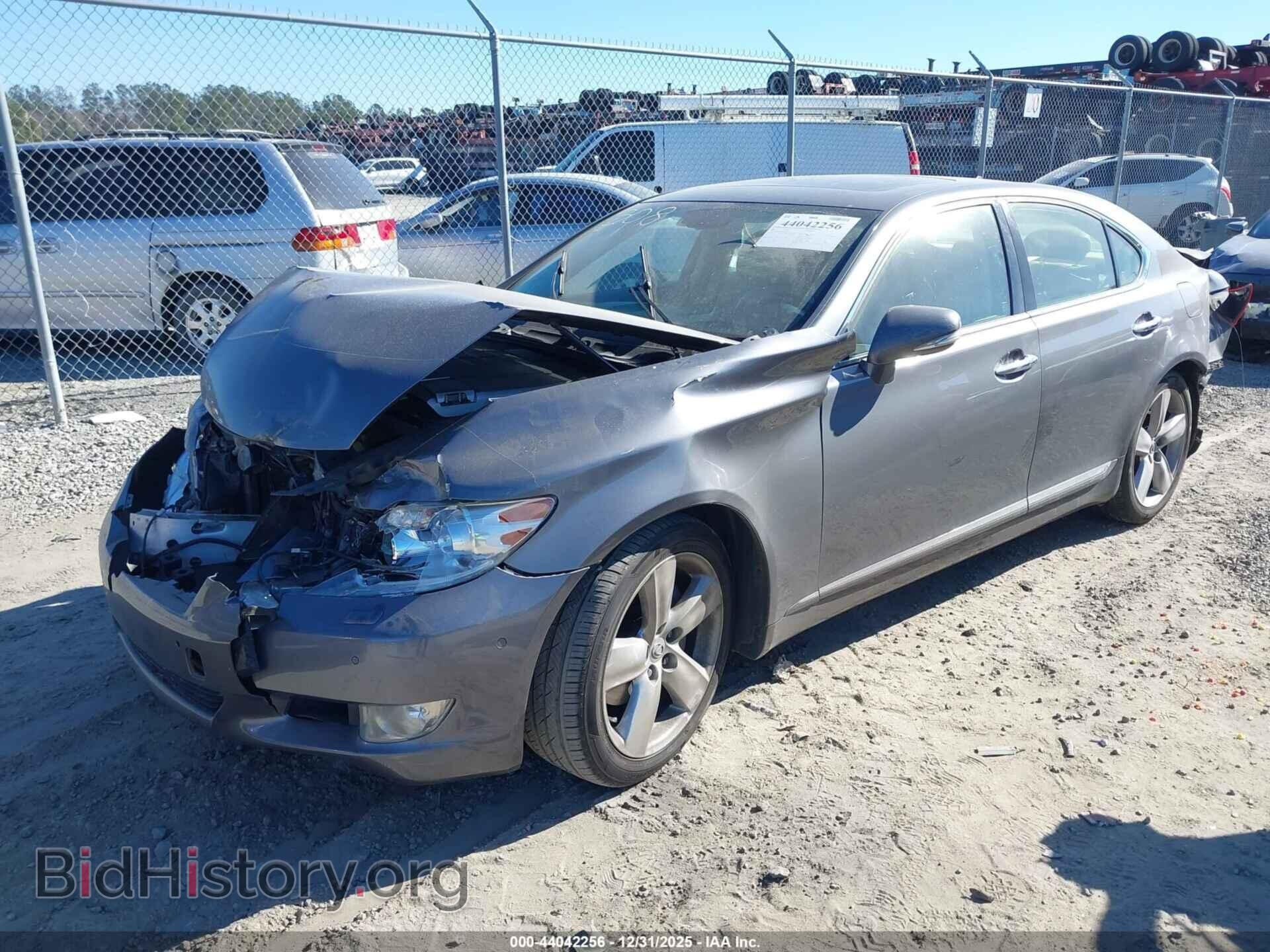 2012 LEXUS LS 460 - VIN: JTHBL5EF7C5110849 - Фото 2